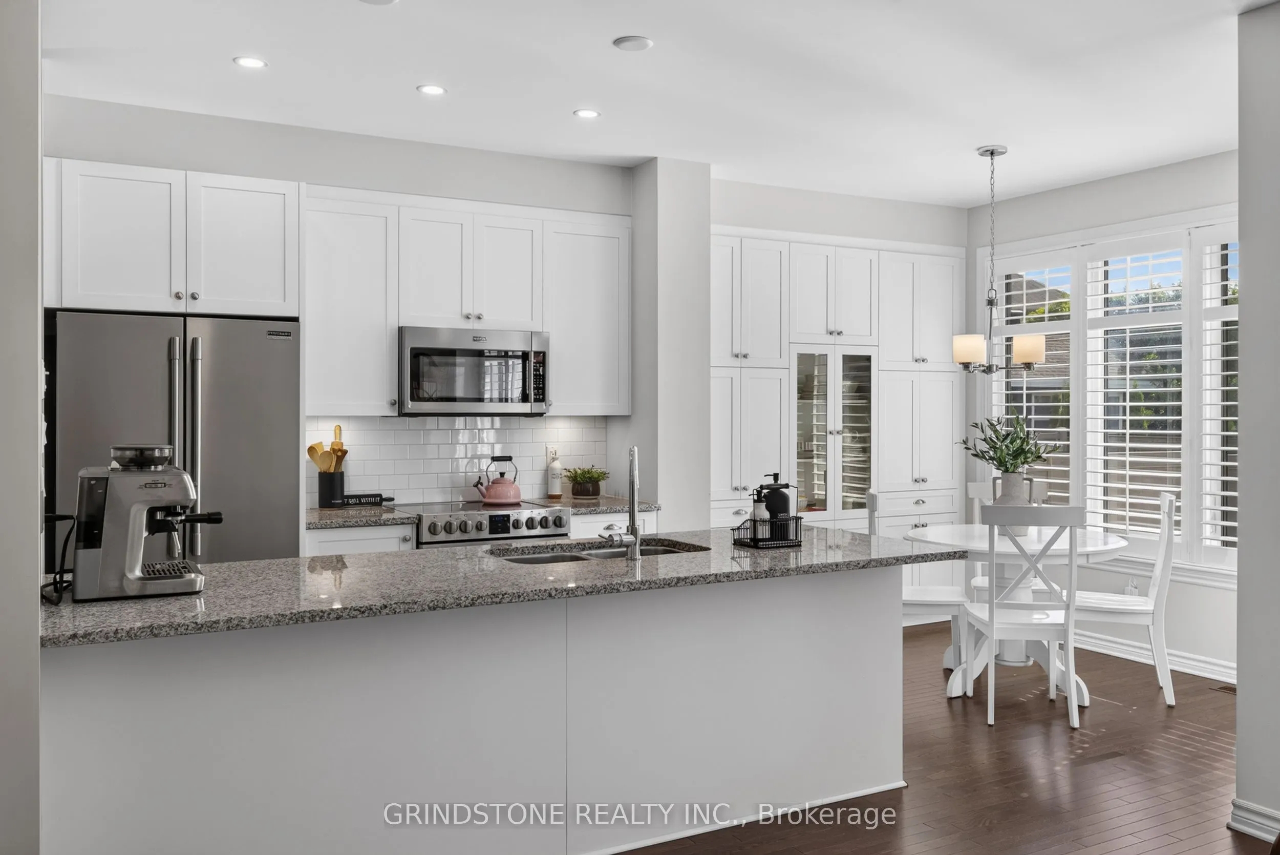 203 Trollius Way