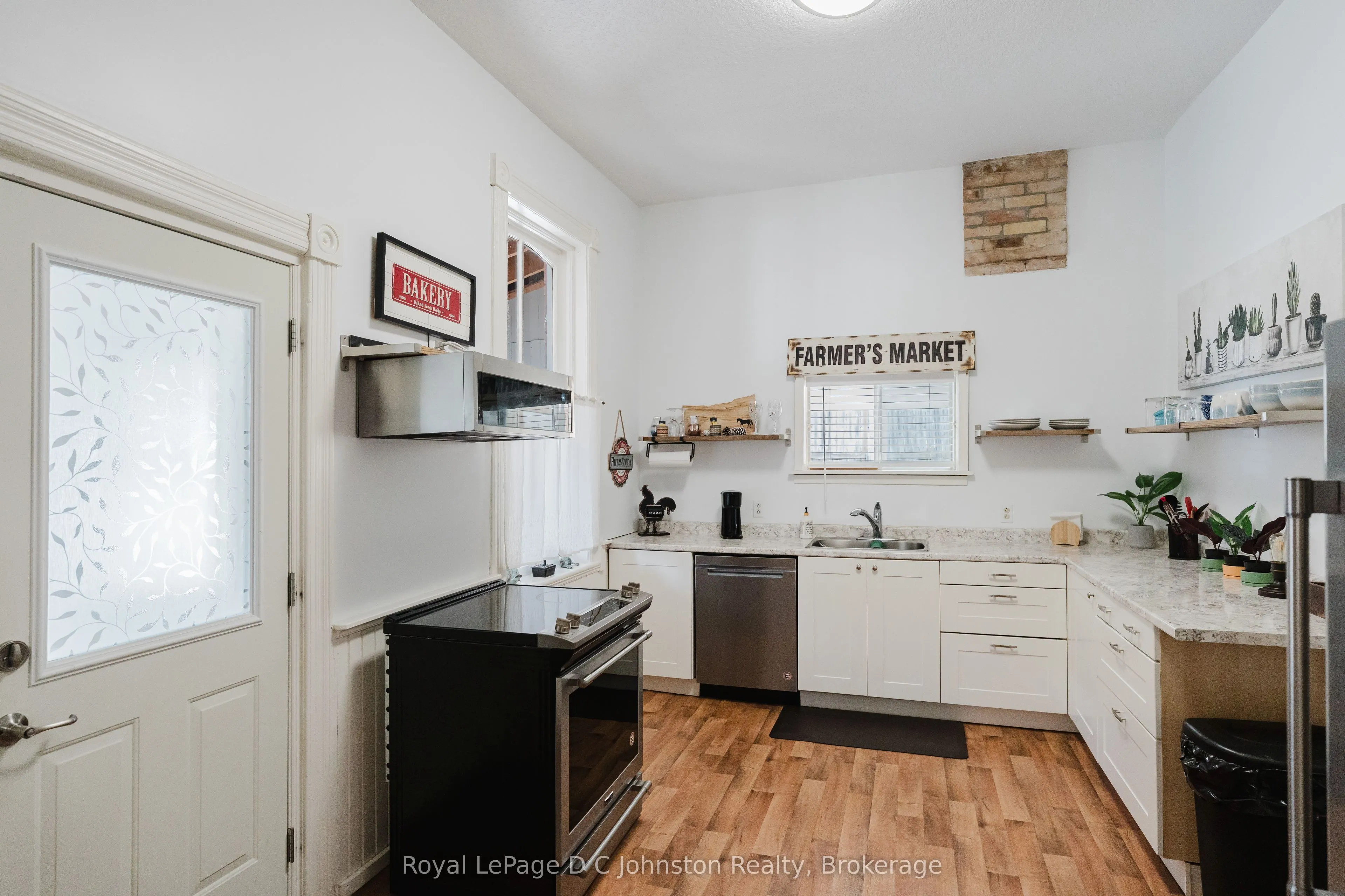 83 3rd Street #SW