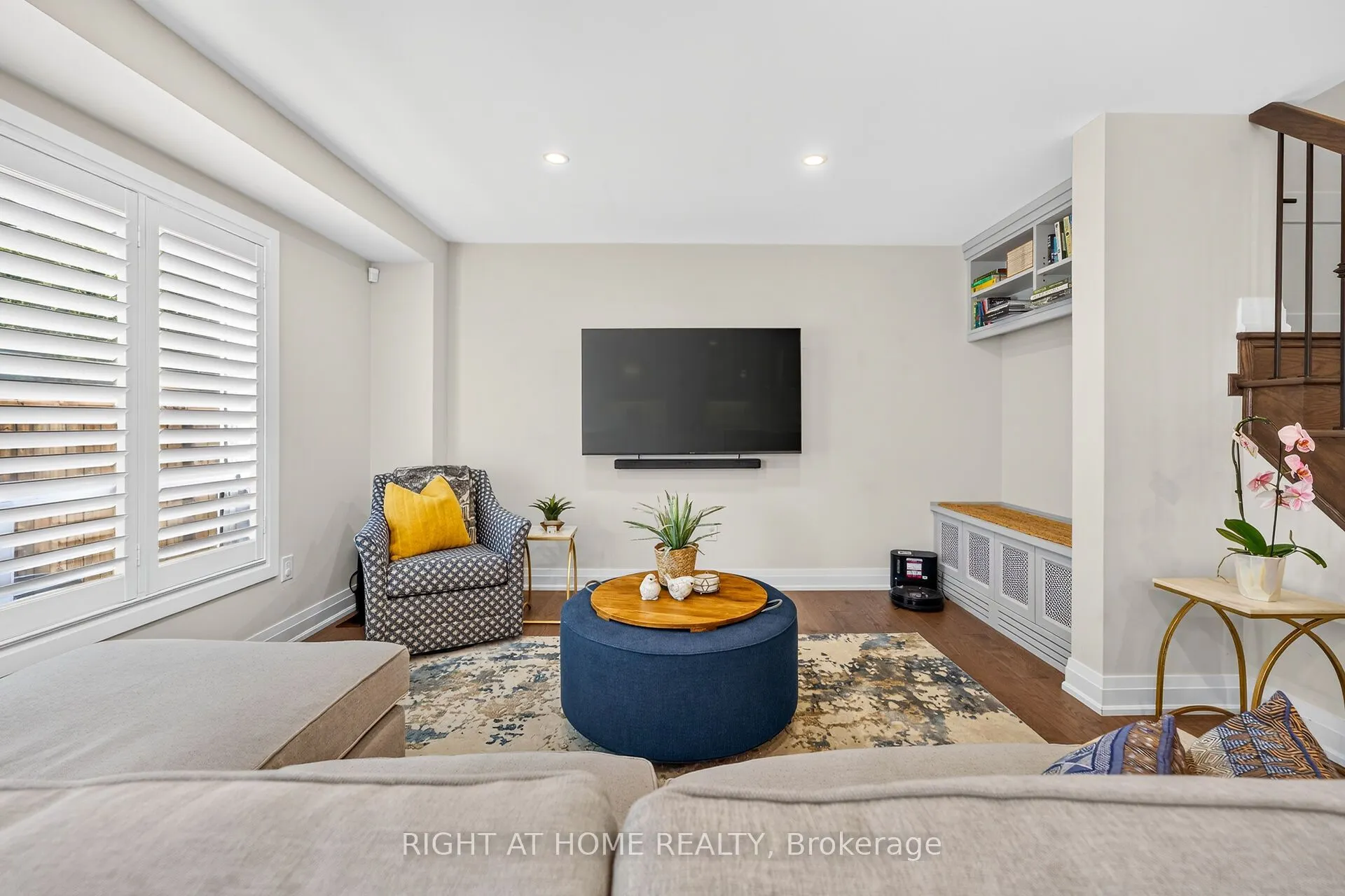 12 Fiddlehead Crescent