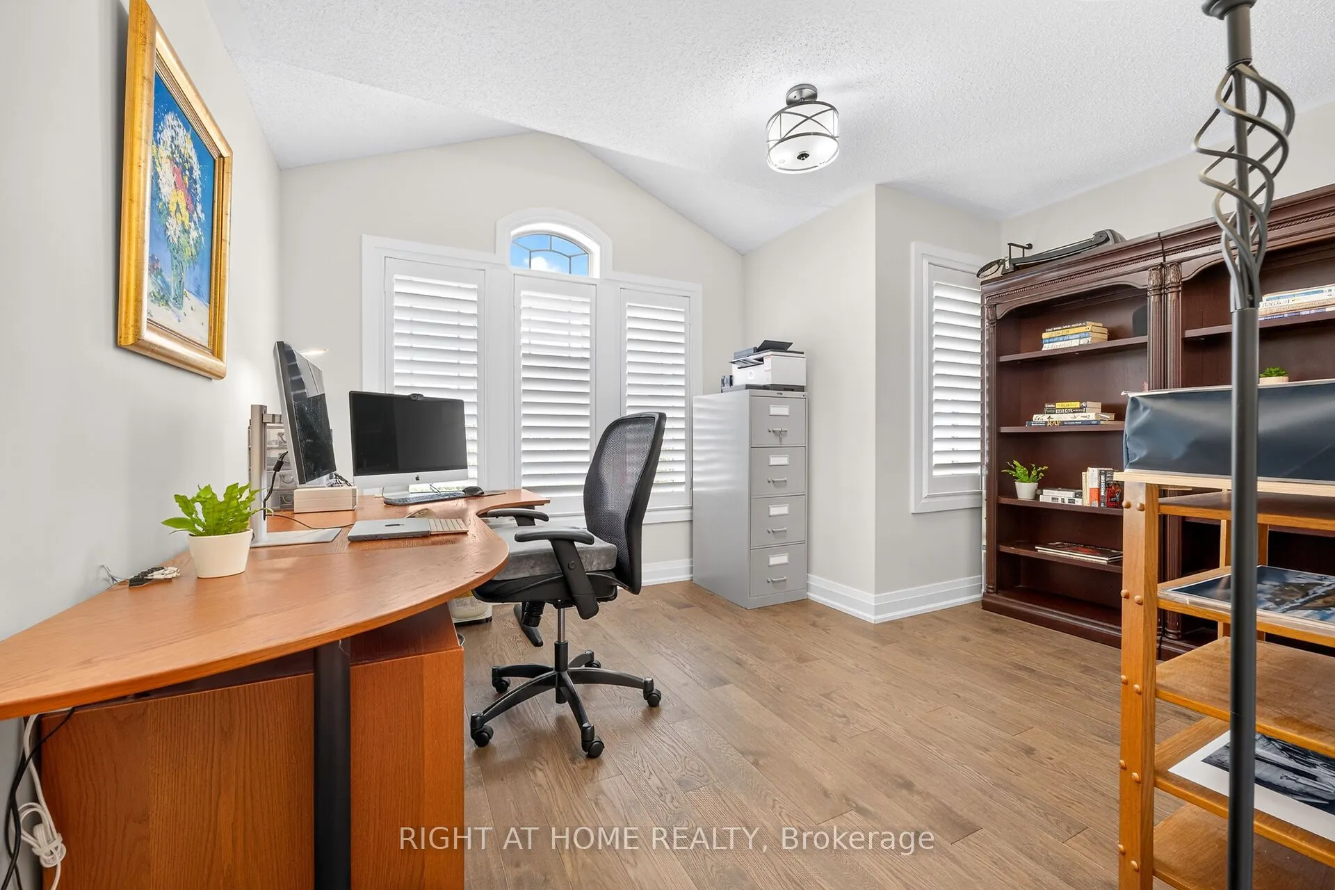 12 Fiddlehead Crescent