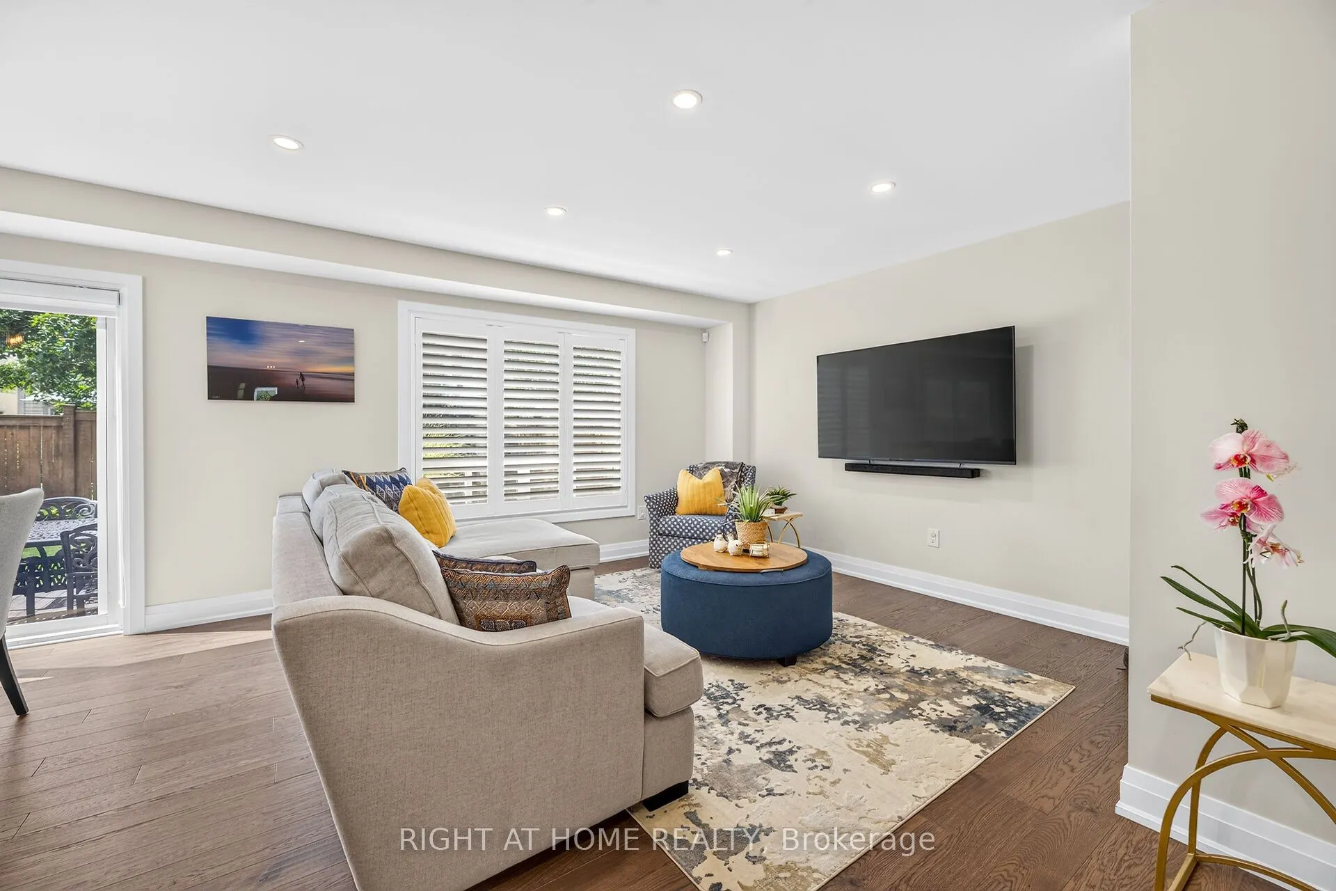12 Fiddlehead Crescent