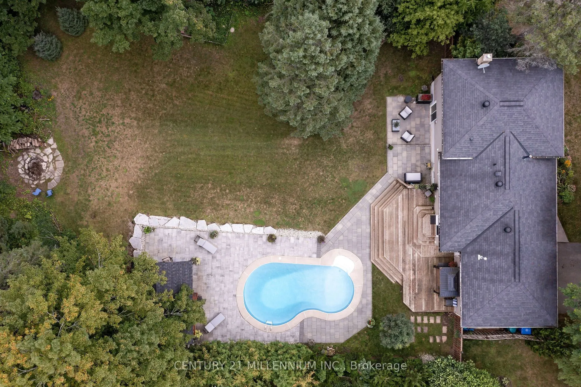 17 Erin Heights Drive