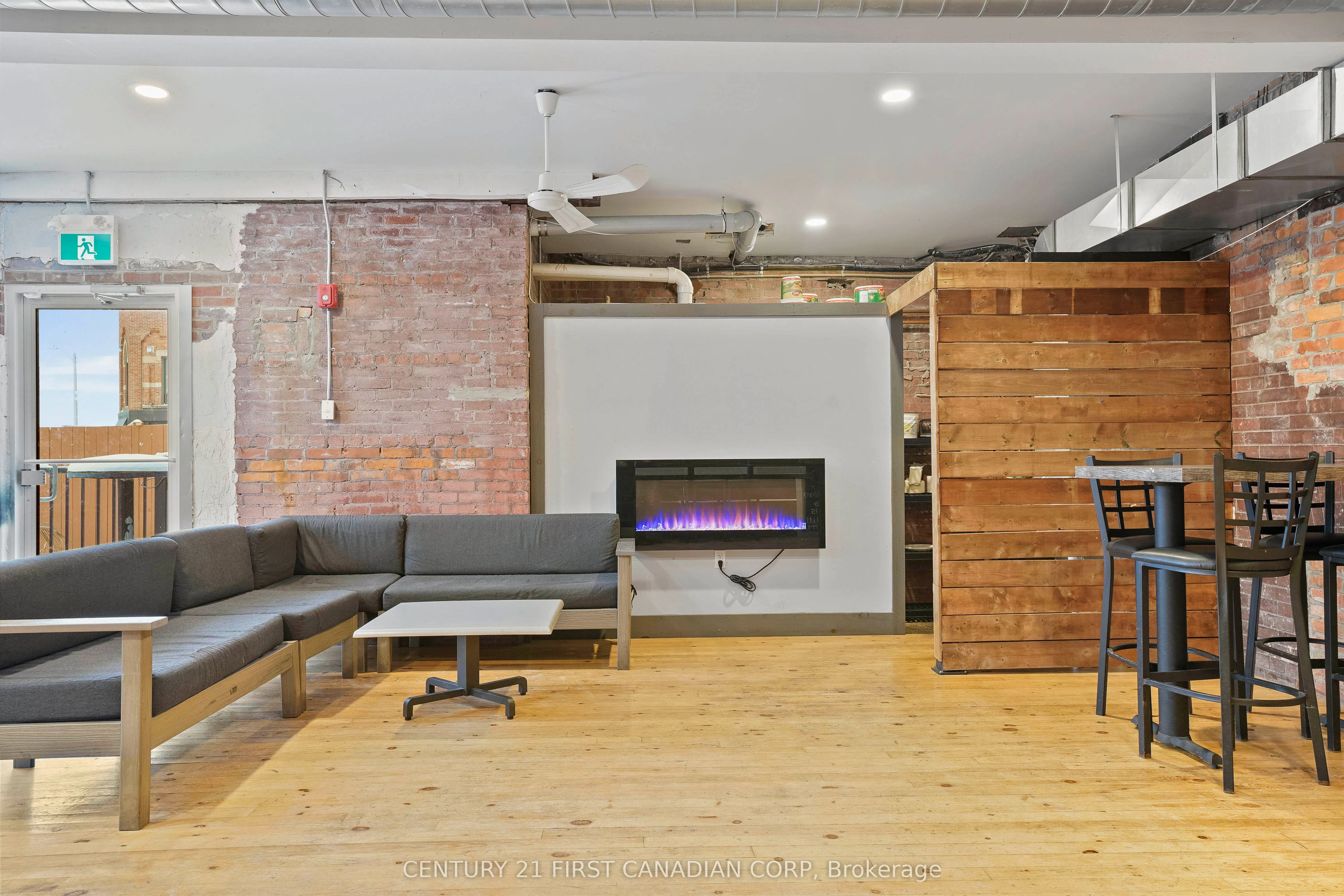 117 Christina Street N #Unit A