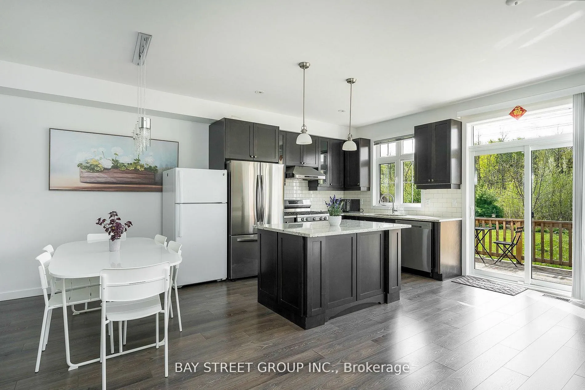 142 yellow birch Crescent