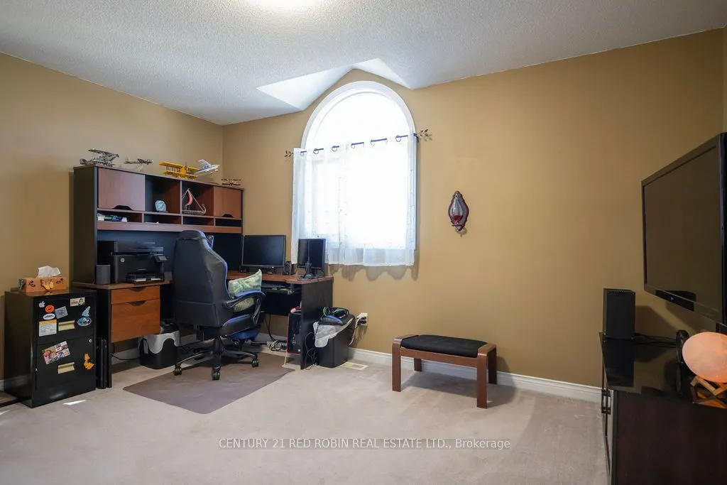 232 Thorne Drive