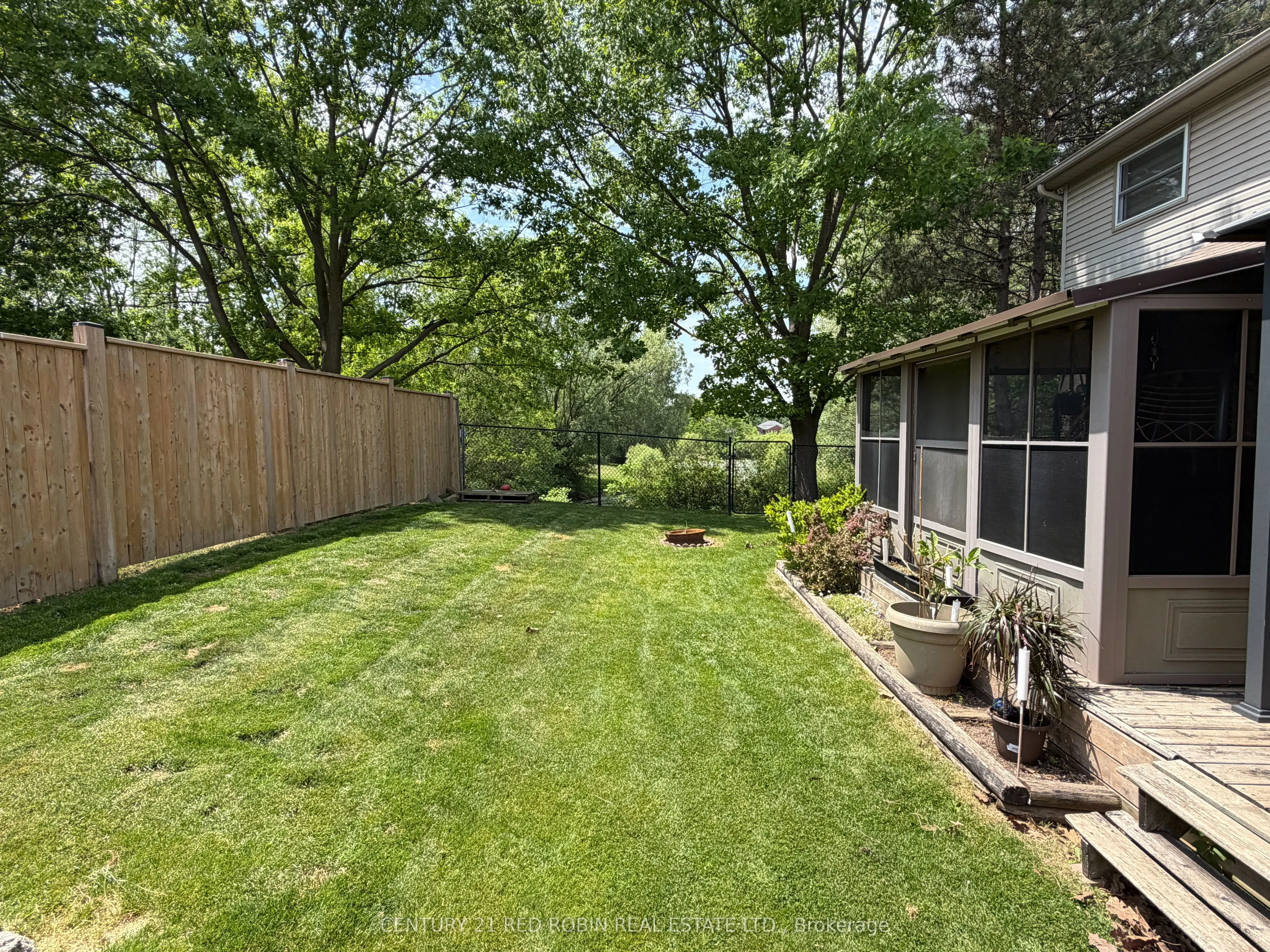 232 Thorne Drive