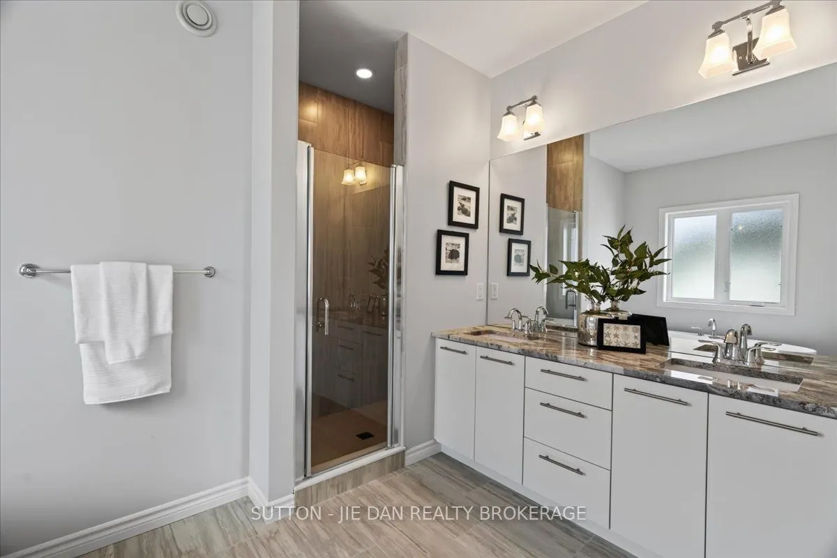 2361 TORREY PINES Way