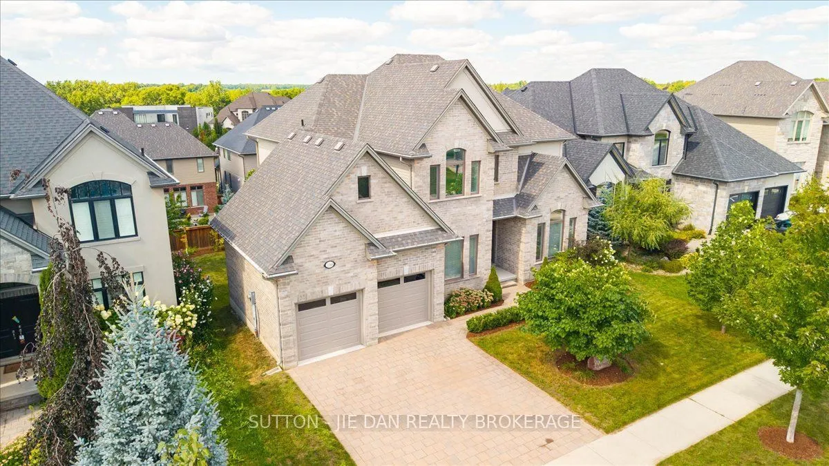 2361 TORREY PINES Way