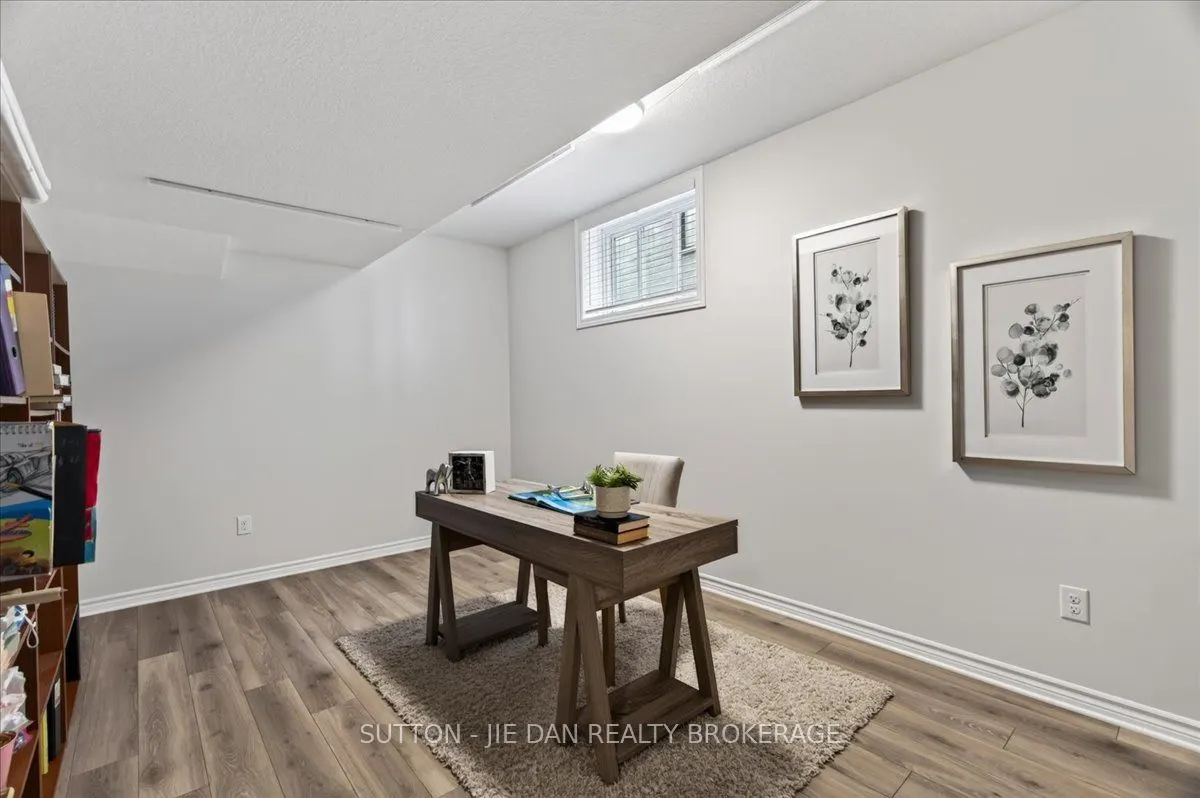2361 TORREY PINES Way