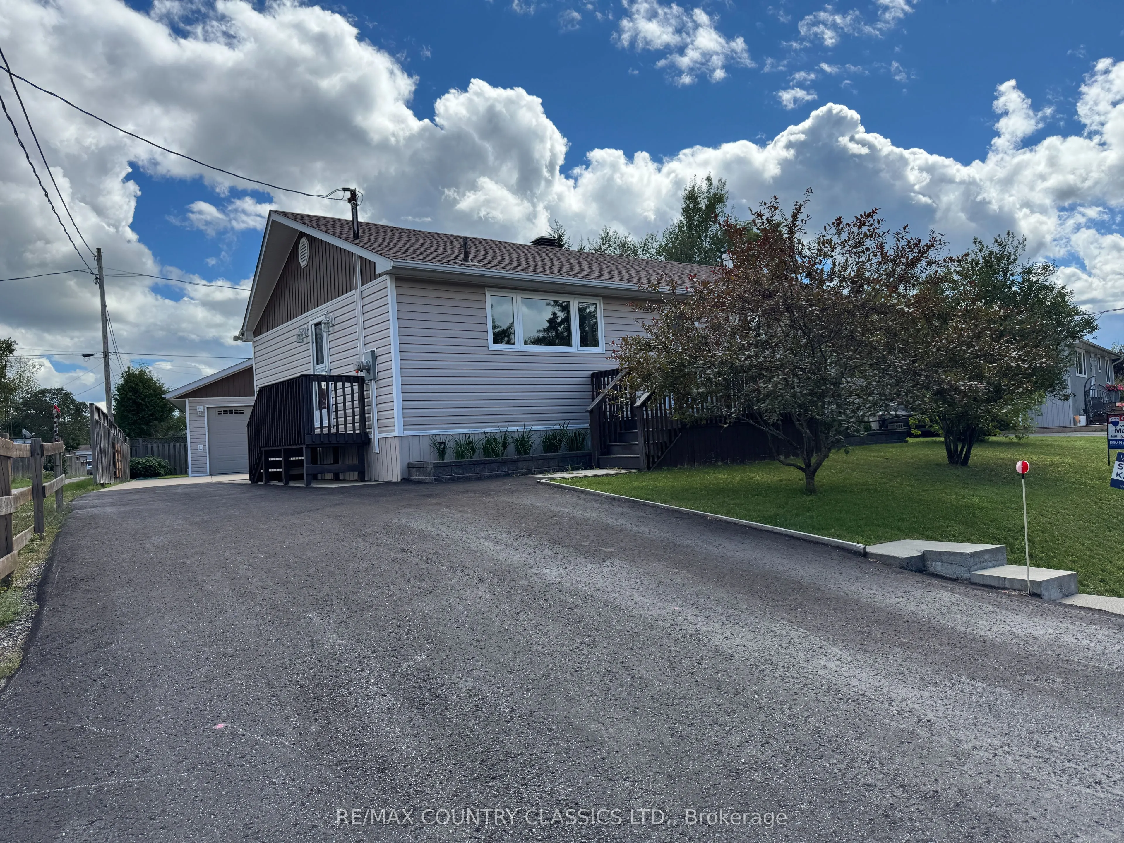 89 Sprucedale Street