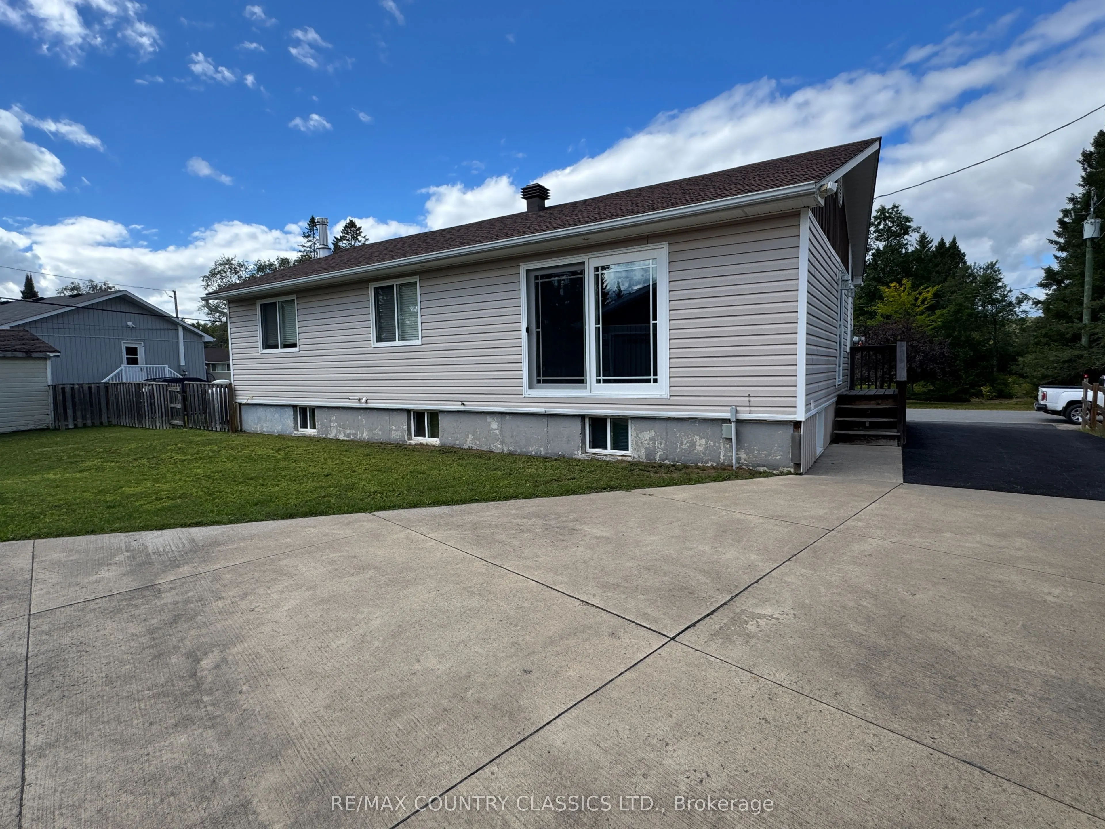 89 Sprucedale Street