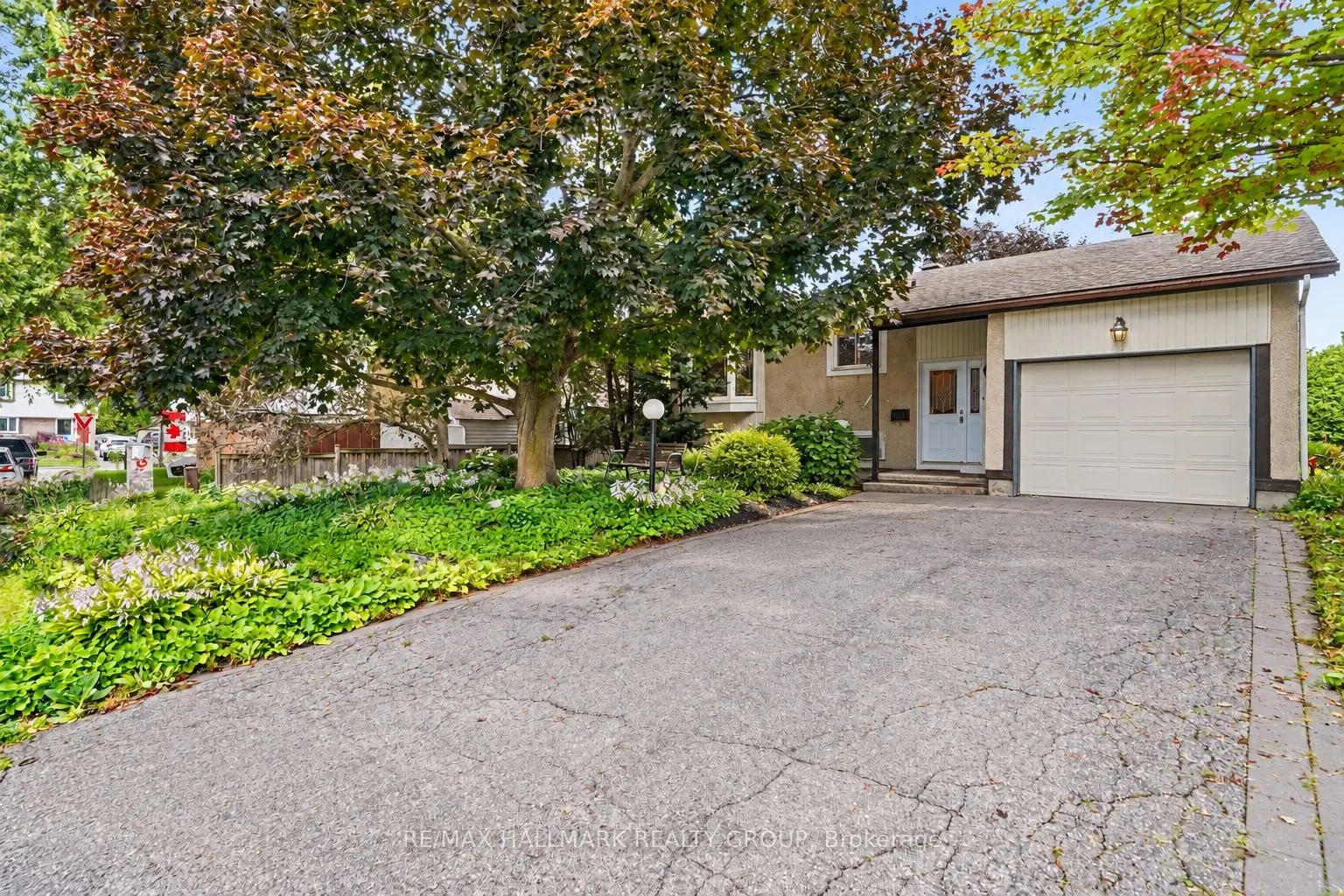5 Lansfield Way