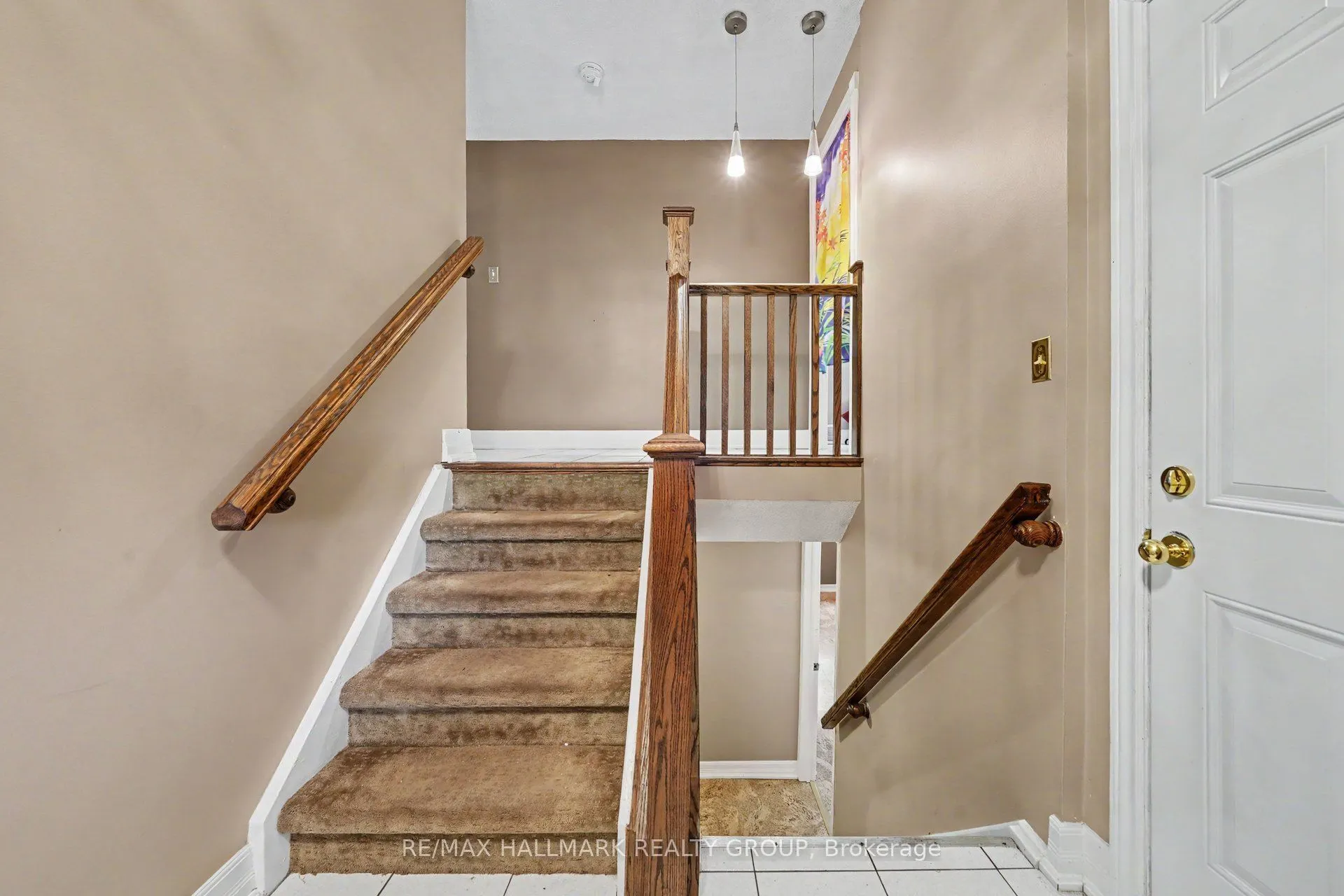 5 Lansfield Way