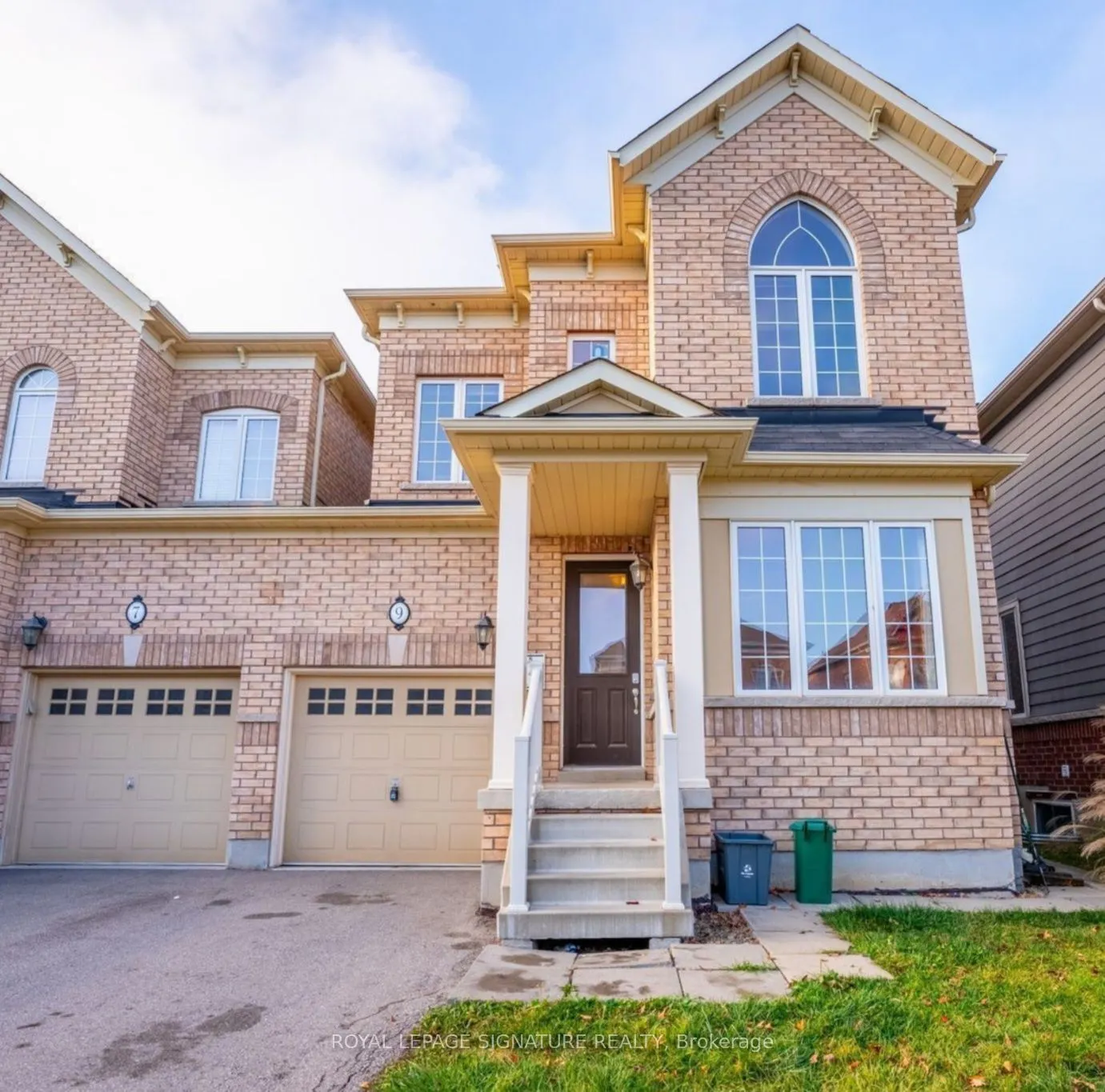 9 White Ash Road #Room B