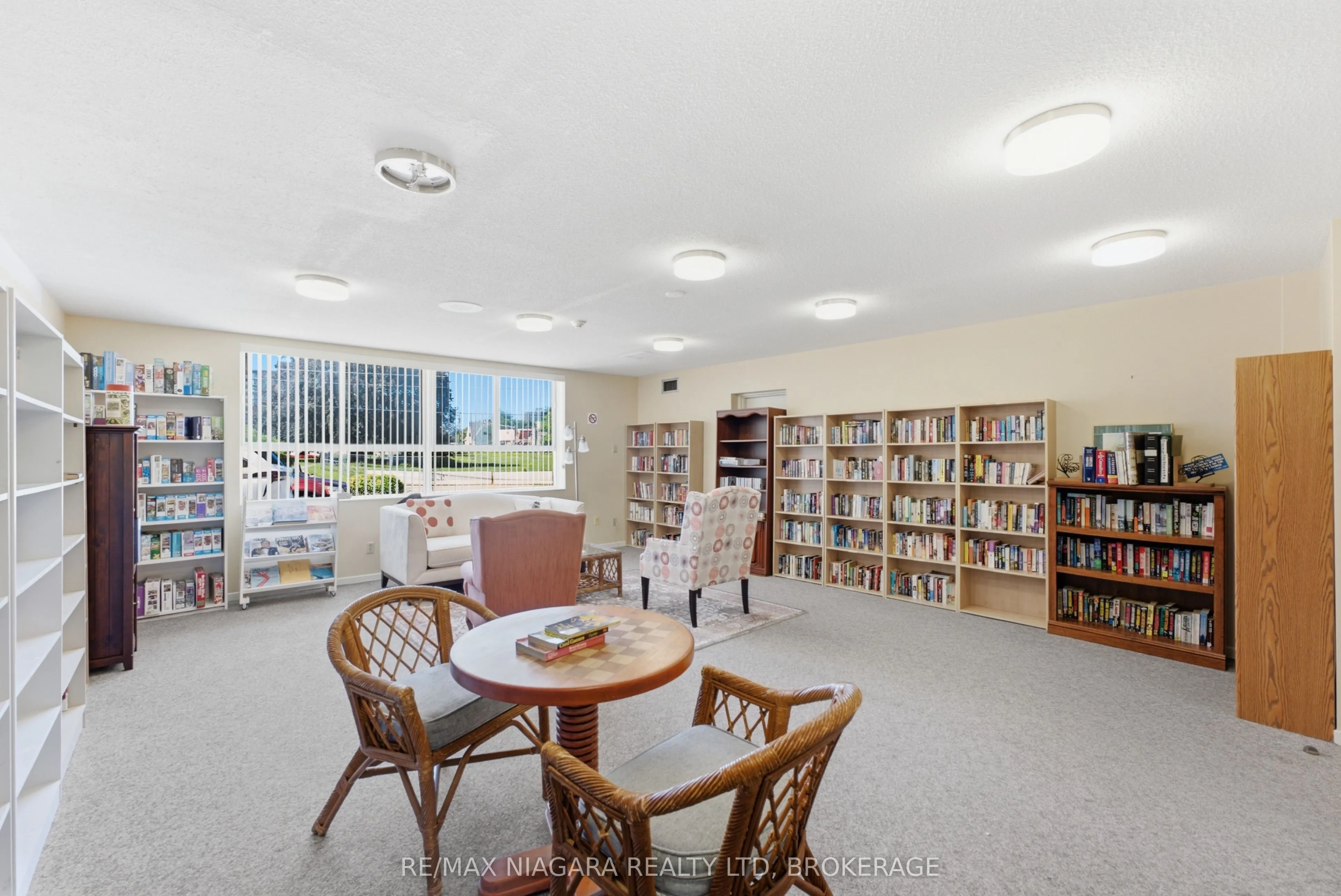 7 Gale Crescent #411