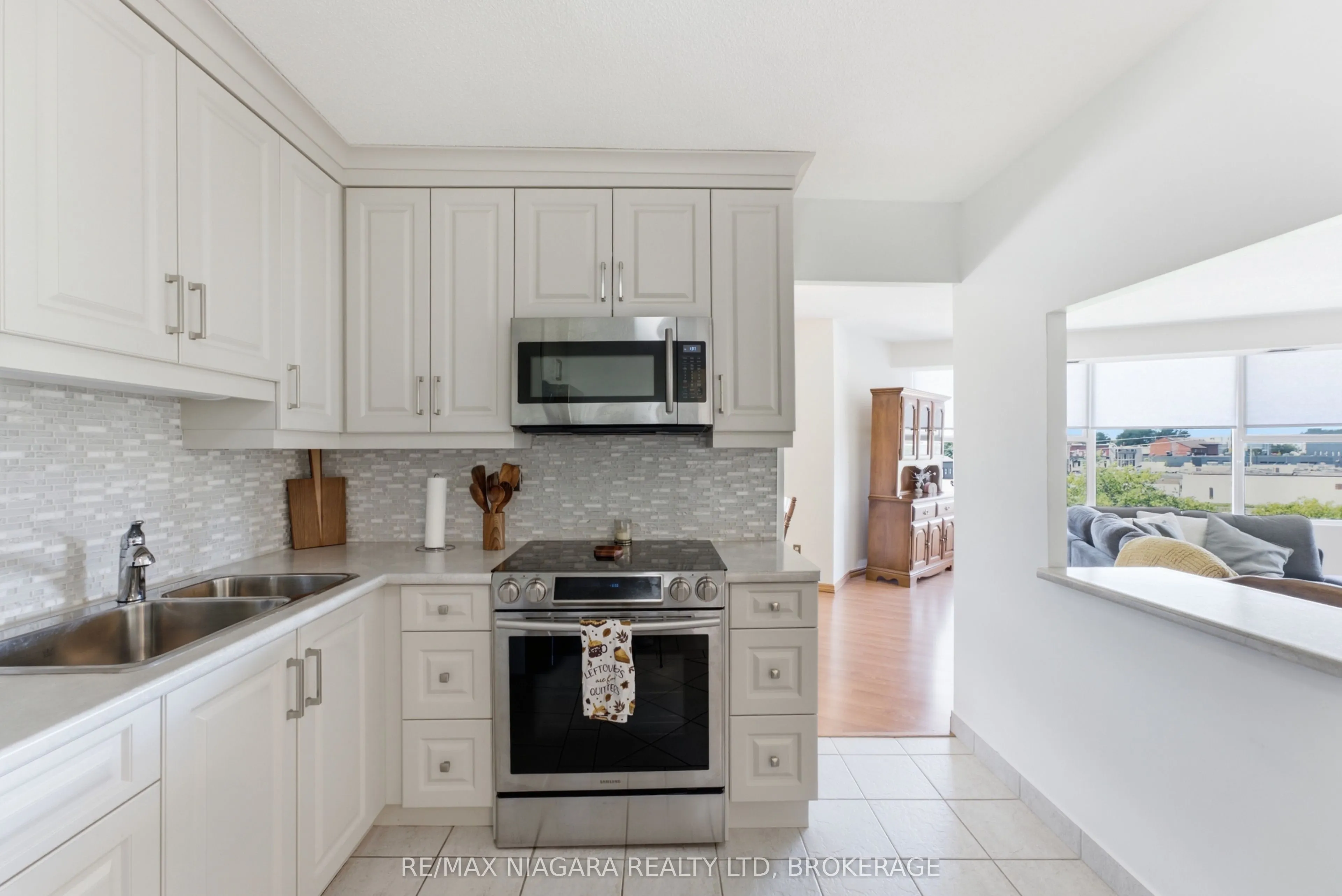 7 Gale Crescent #411