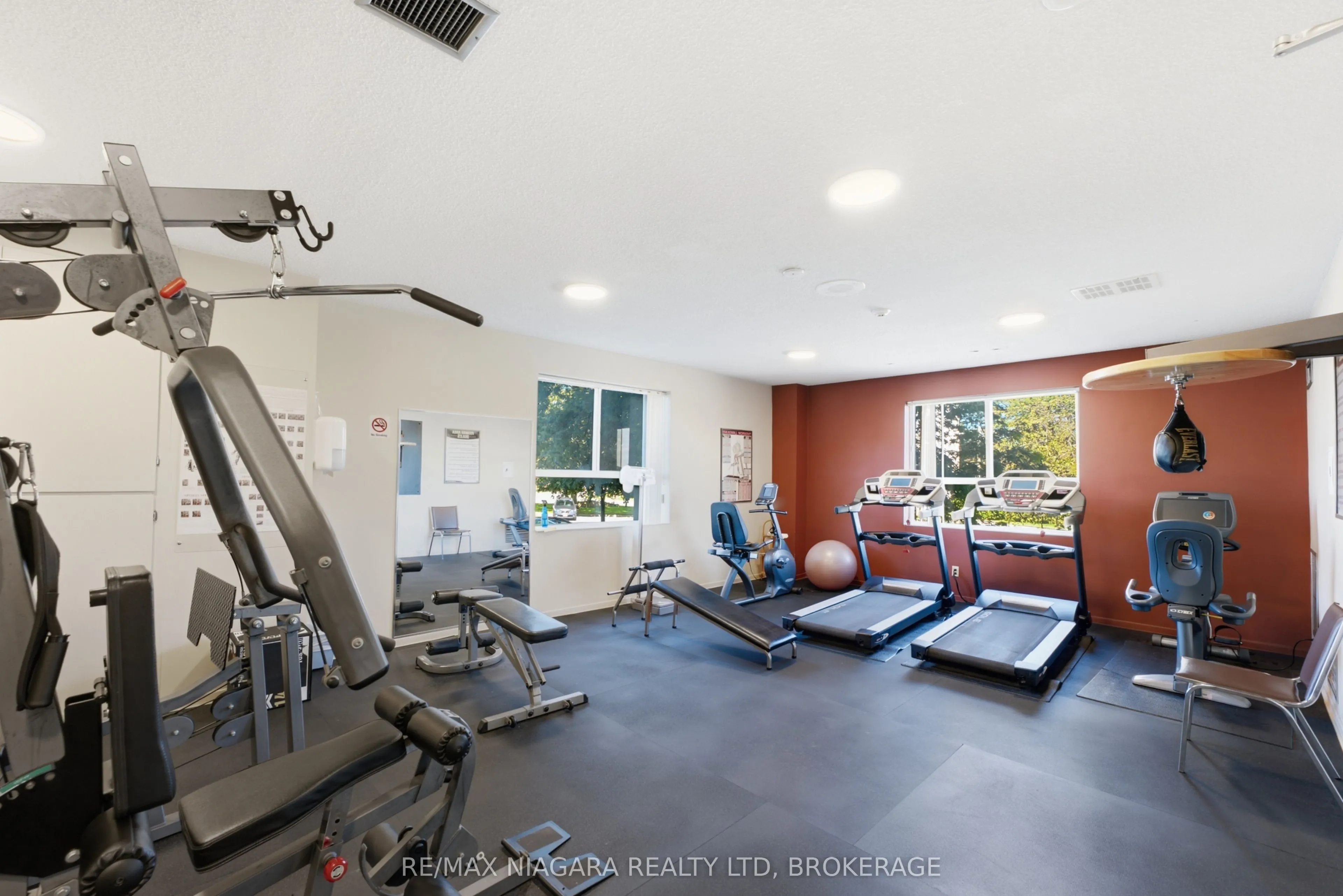 7 Gale Crescent #411