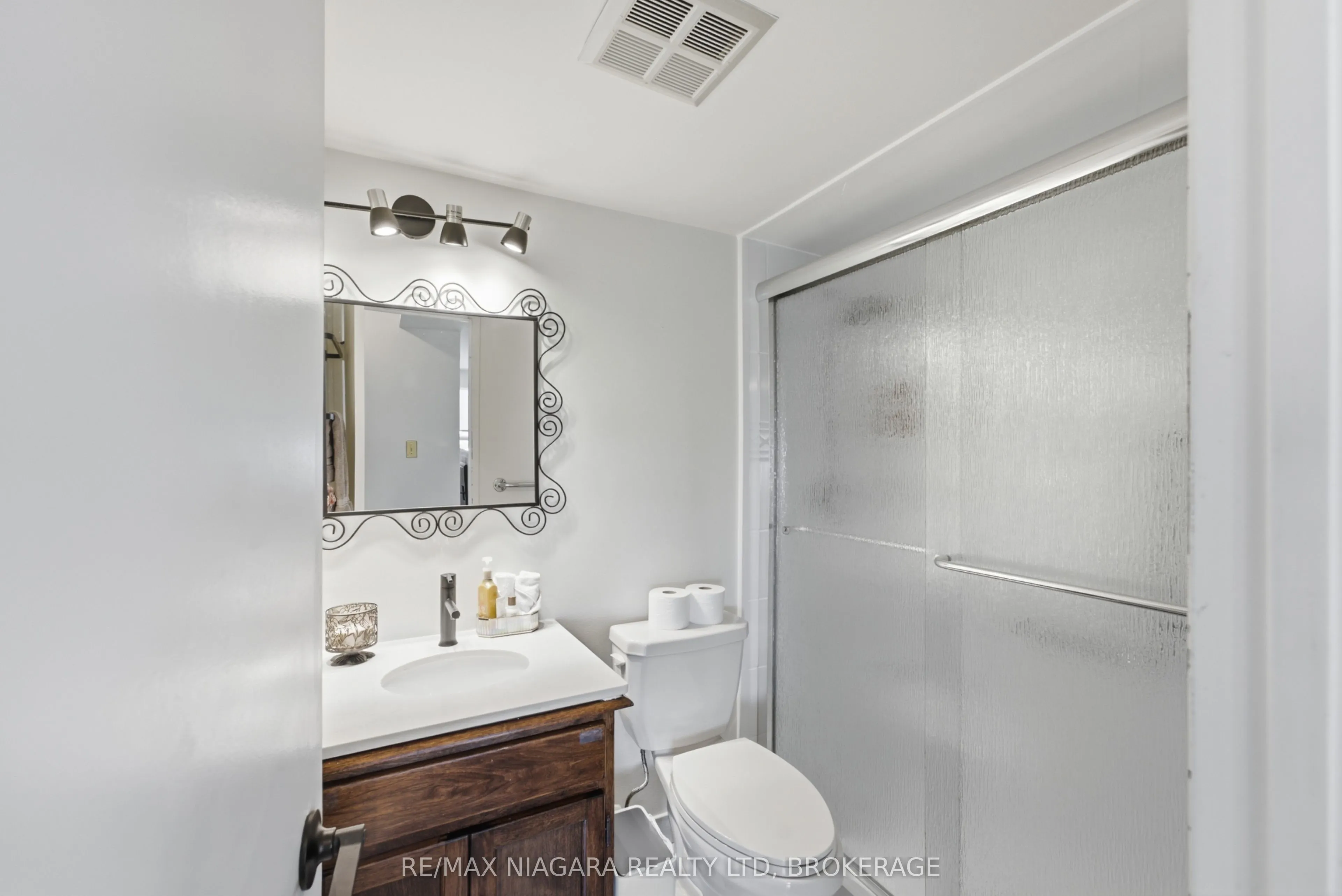 7 Gale Crescent #411