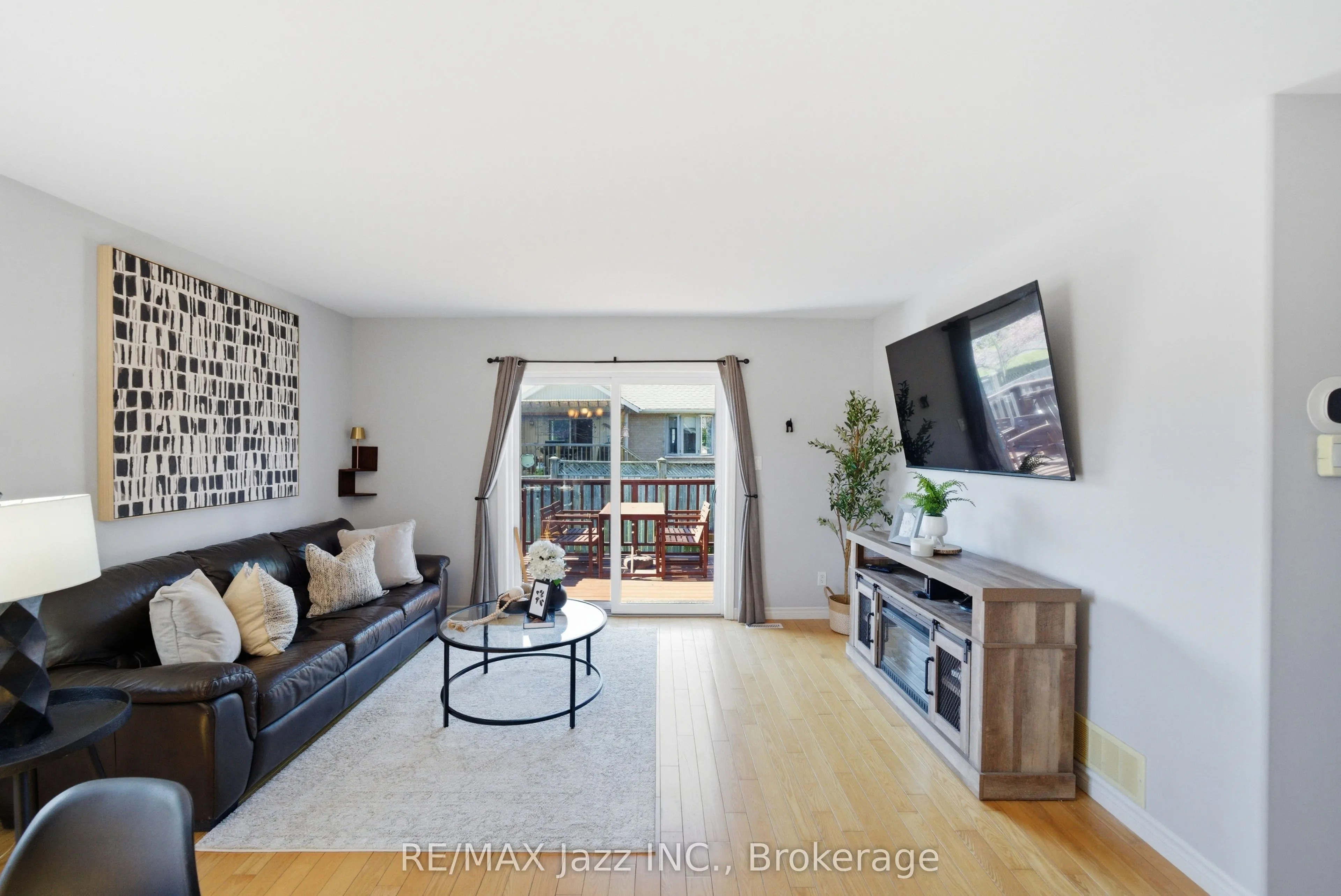 1 Cooper Court