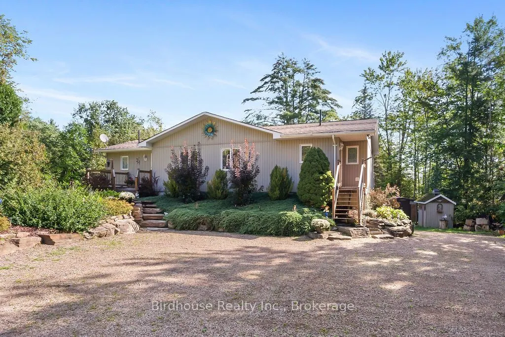1022 Mulberry Lane