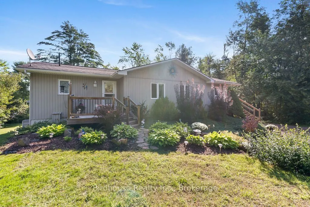 1022 Mulberry Lane