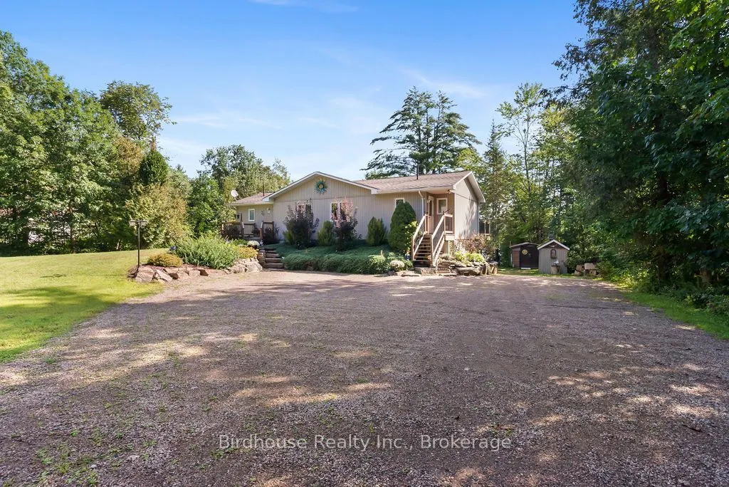1022 Mulberry Lane
