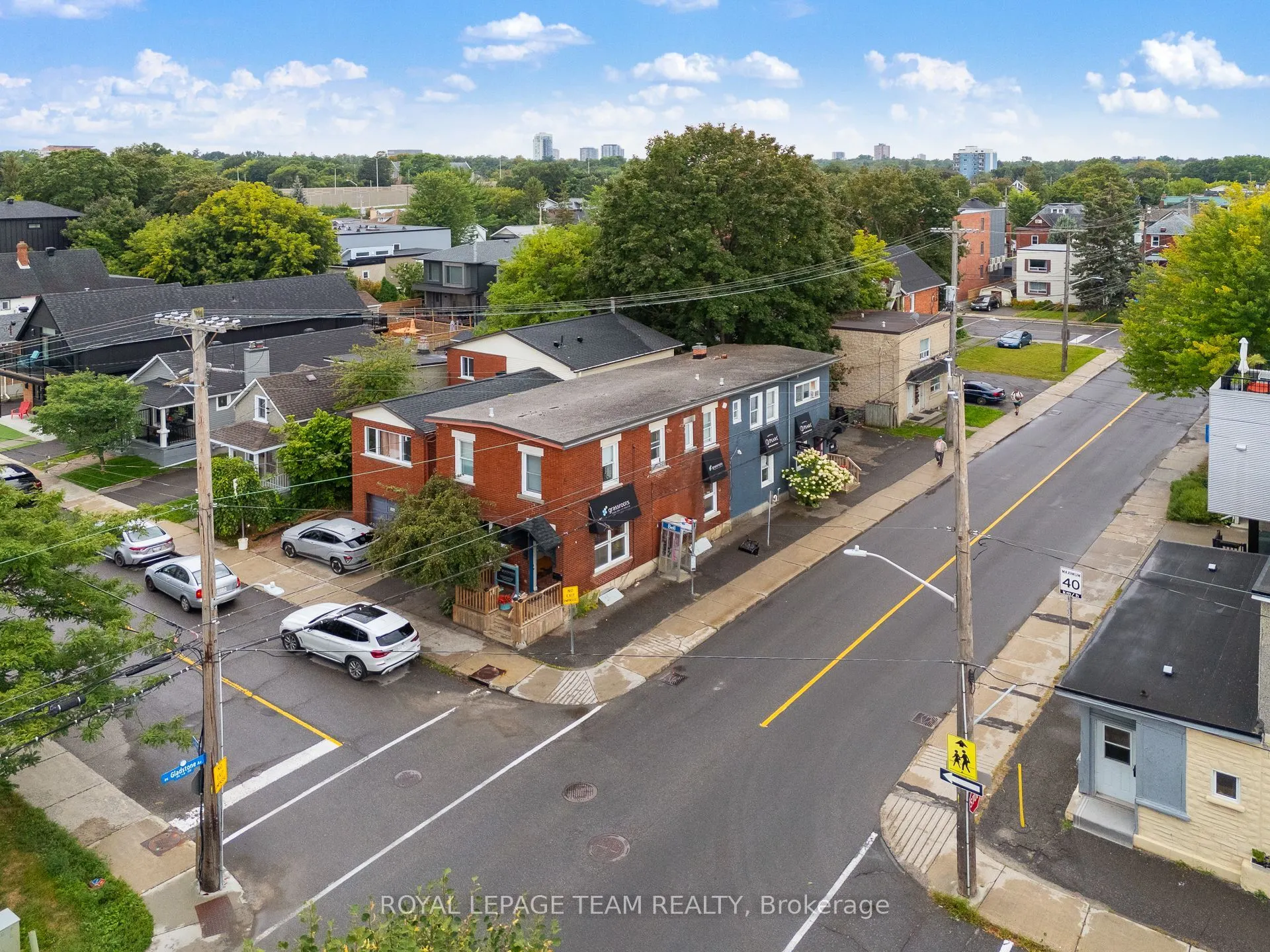 84 Sherbrooke Avenue