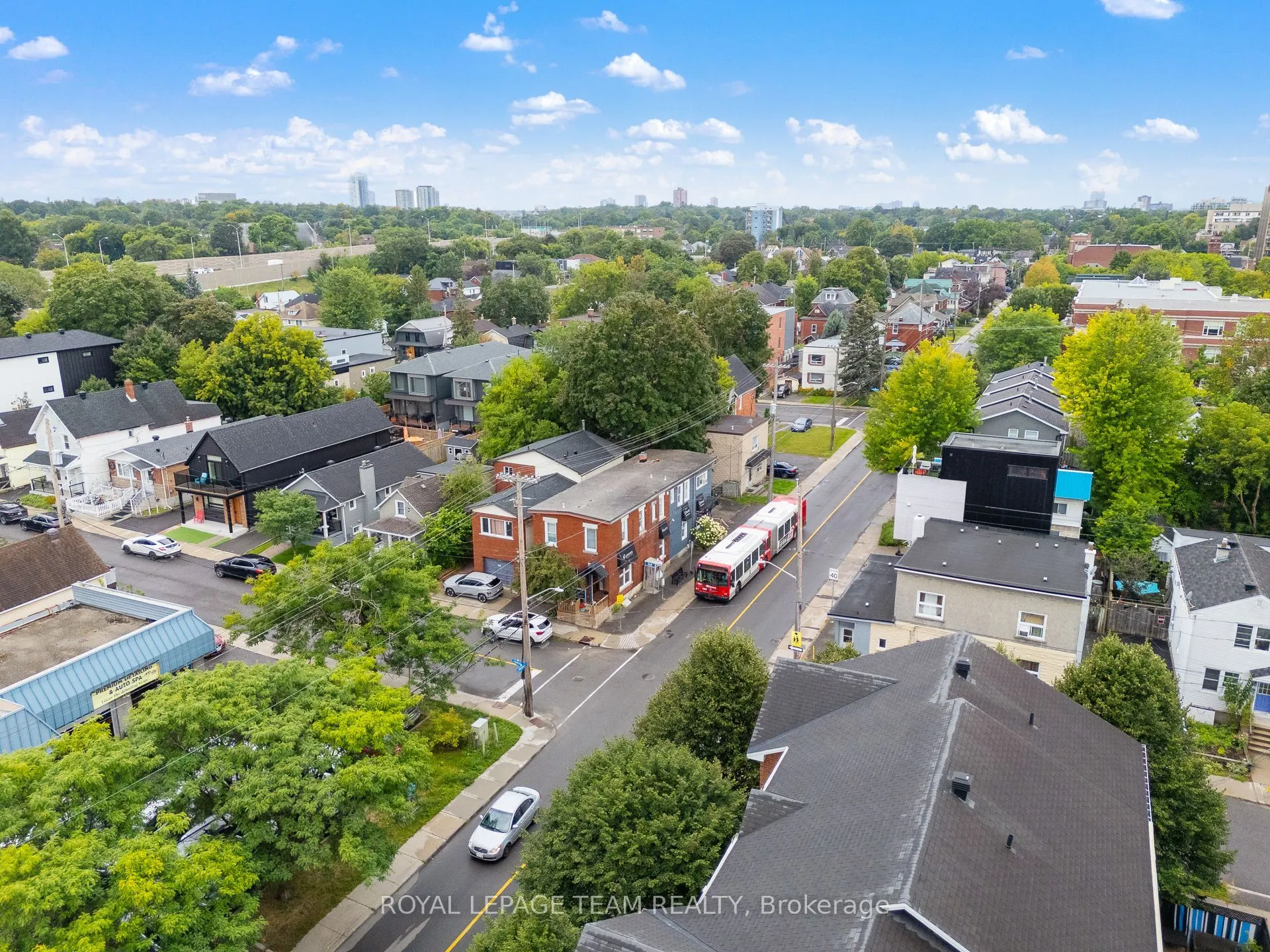 84 Sherbrooke Avenue