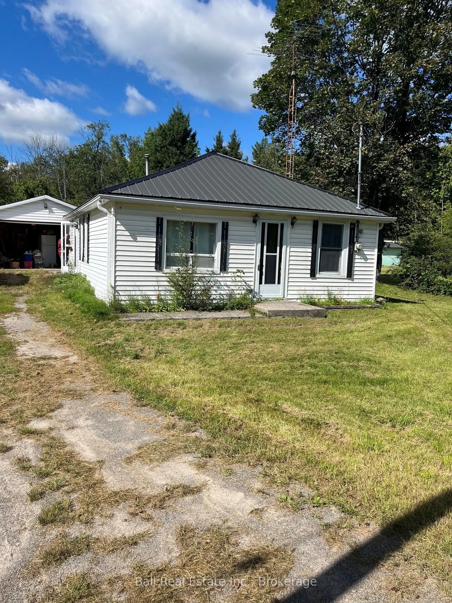 5033 Stirling-Marmora Road