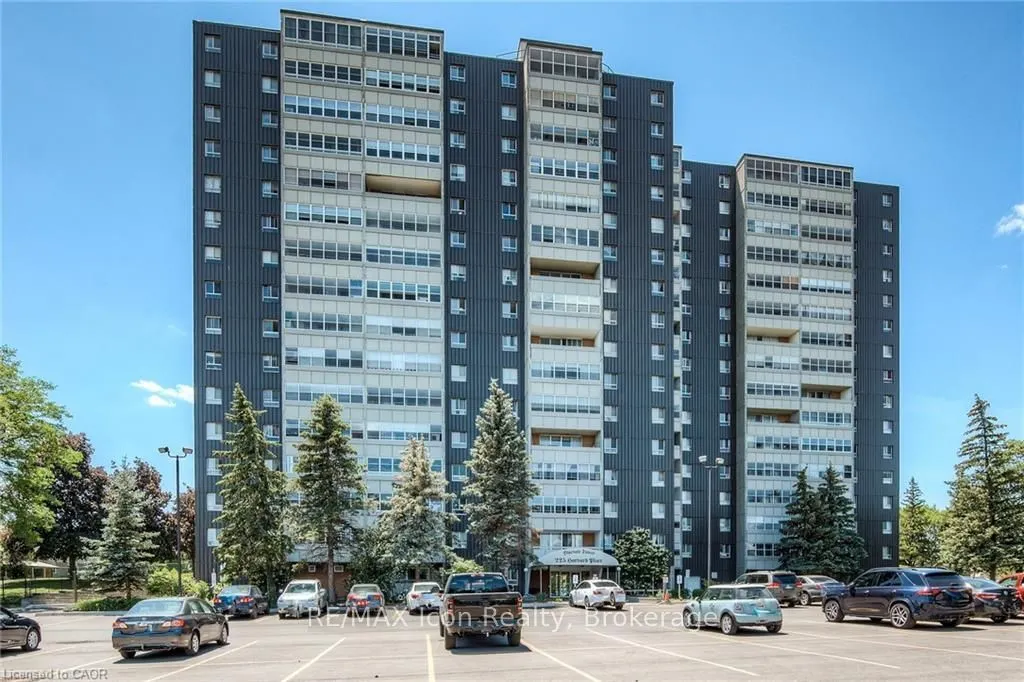 225 Harvard Place #402