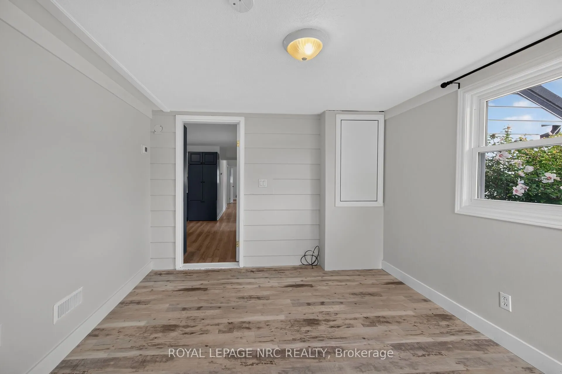 316 Fairview Avenue W
