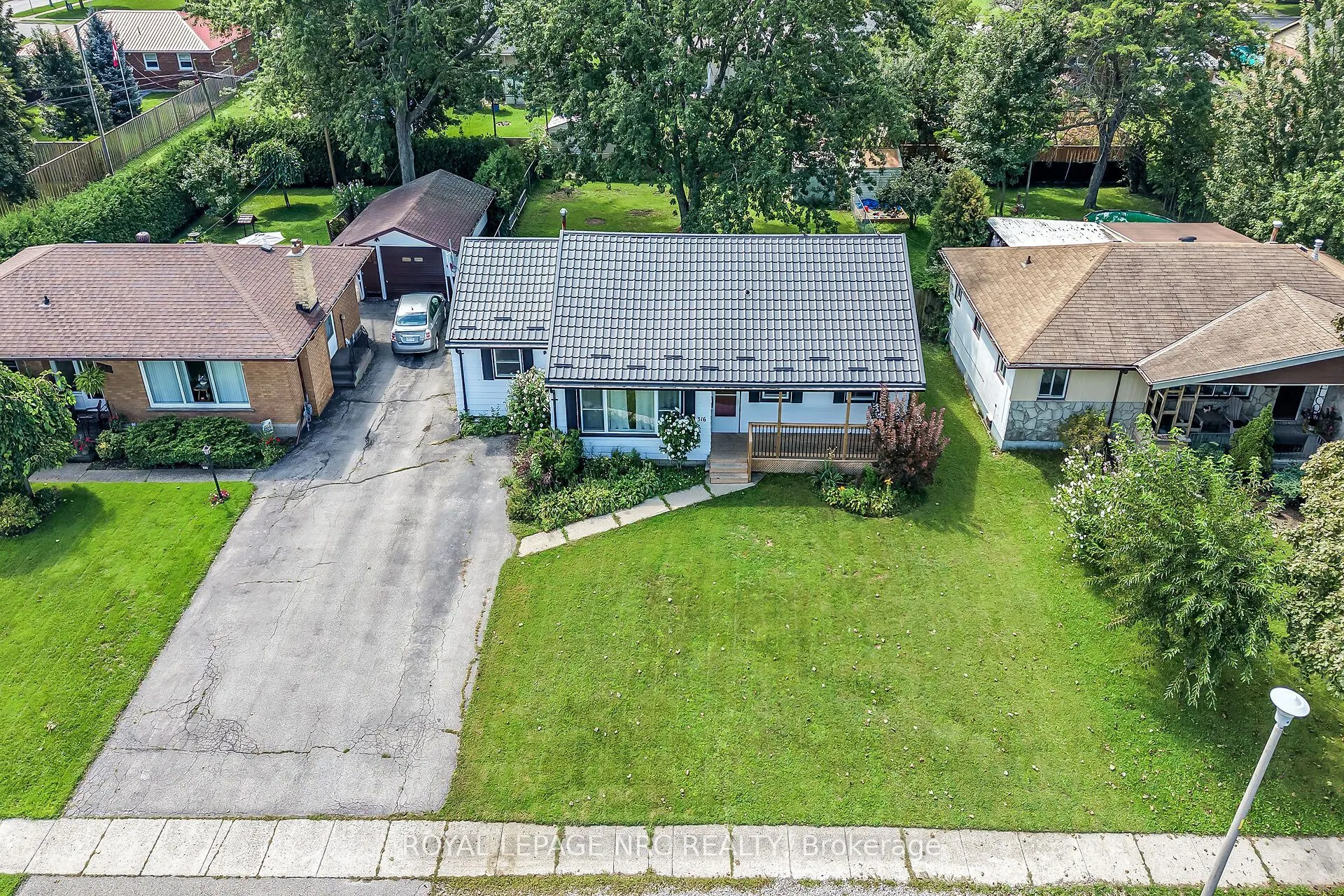 316 Fairview Avenue W