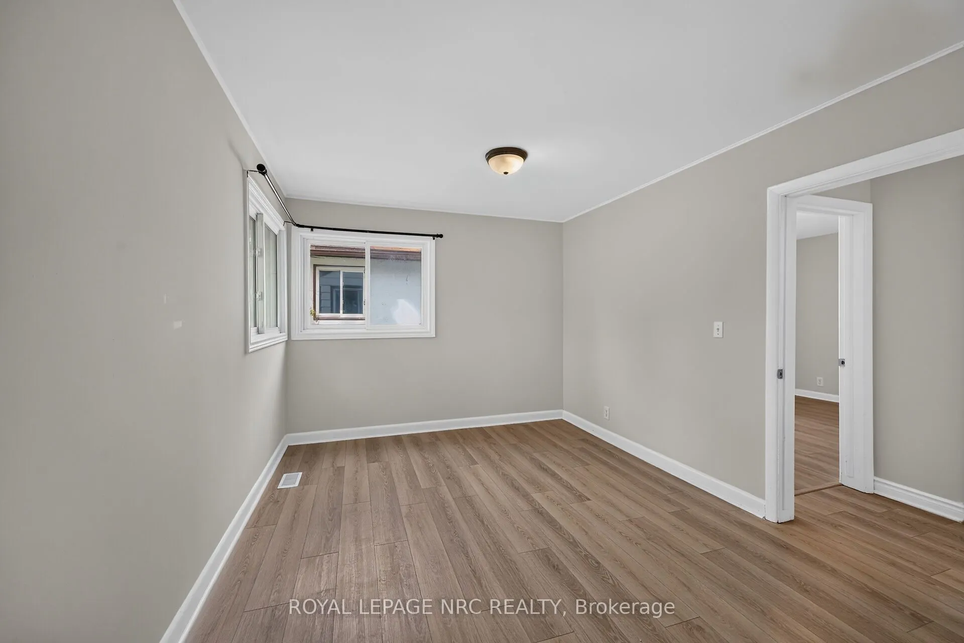 316 Fairview Avenue W