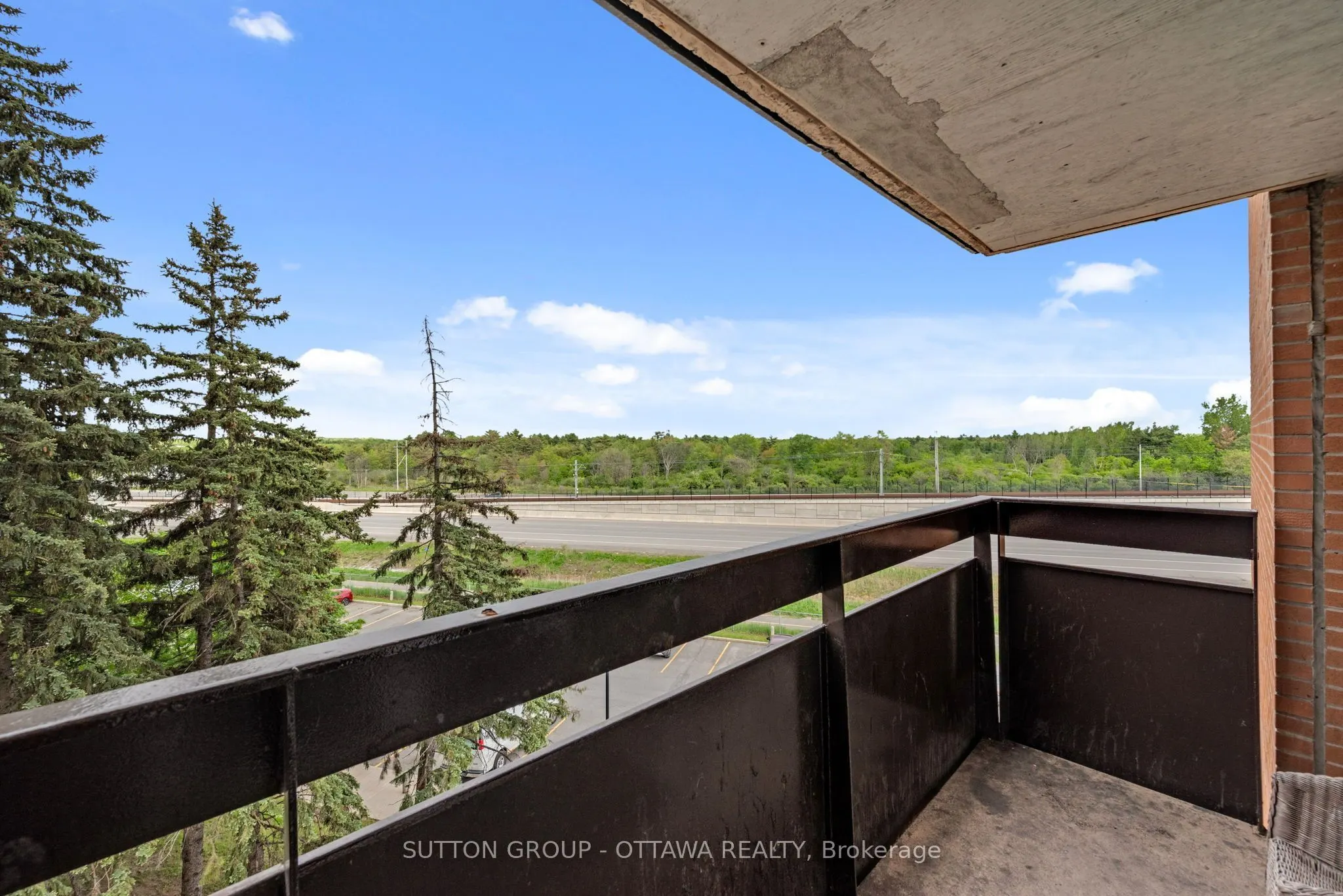 2000 Jasmine Crescent #516