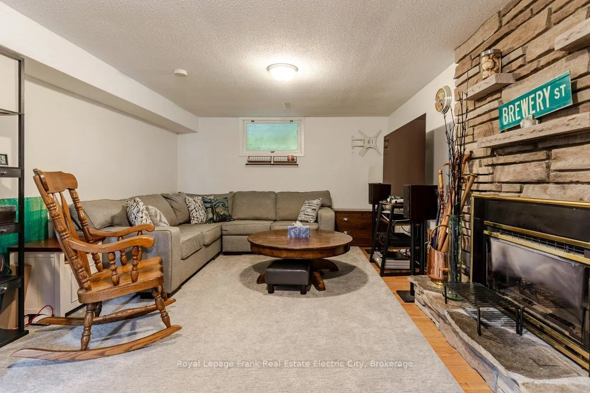 931 Golfview Road