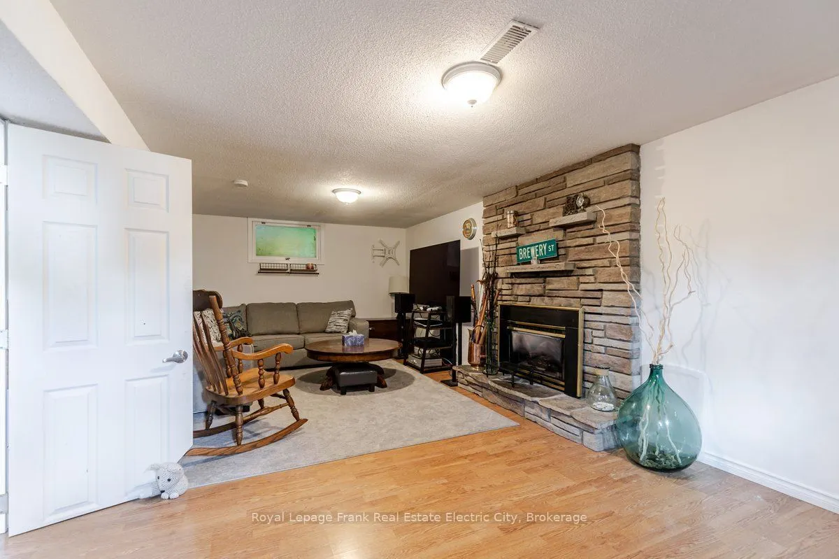 931 Golfview Road