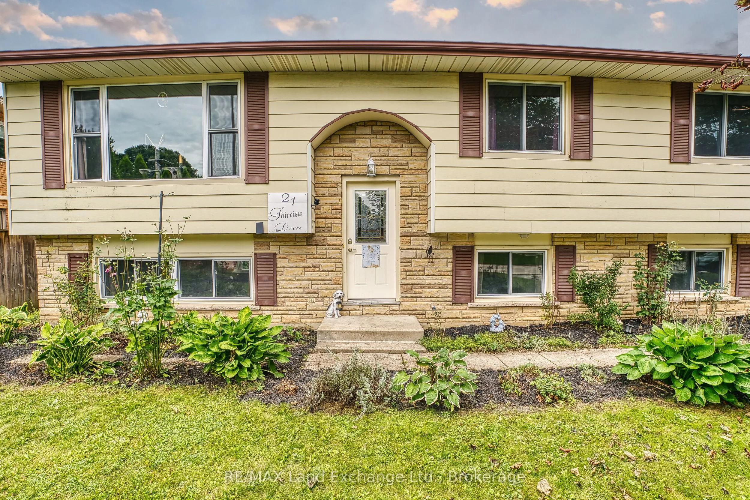 21 Fairview Drive