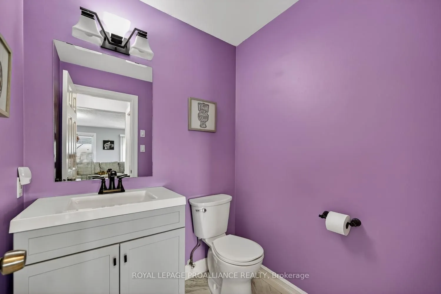 1014 Crestwood Drive