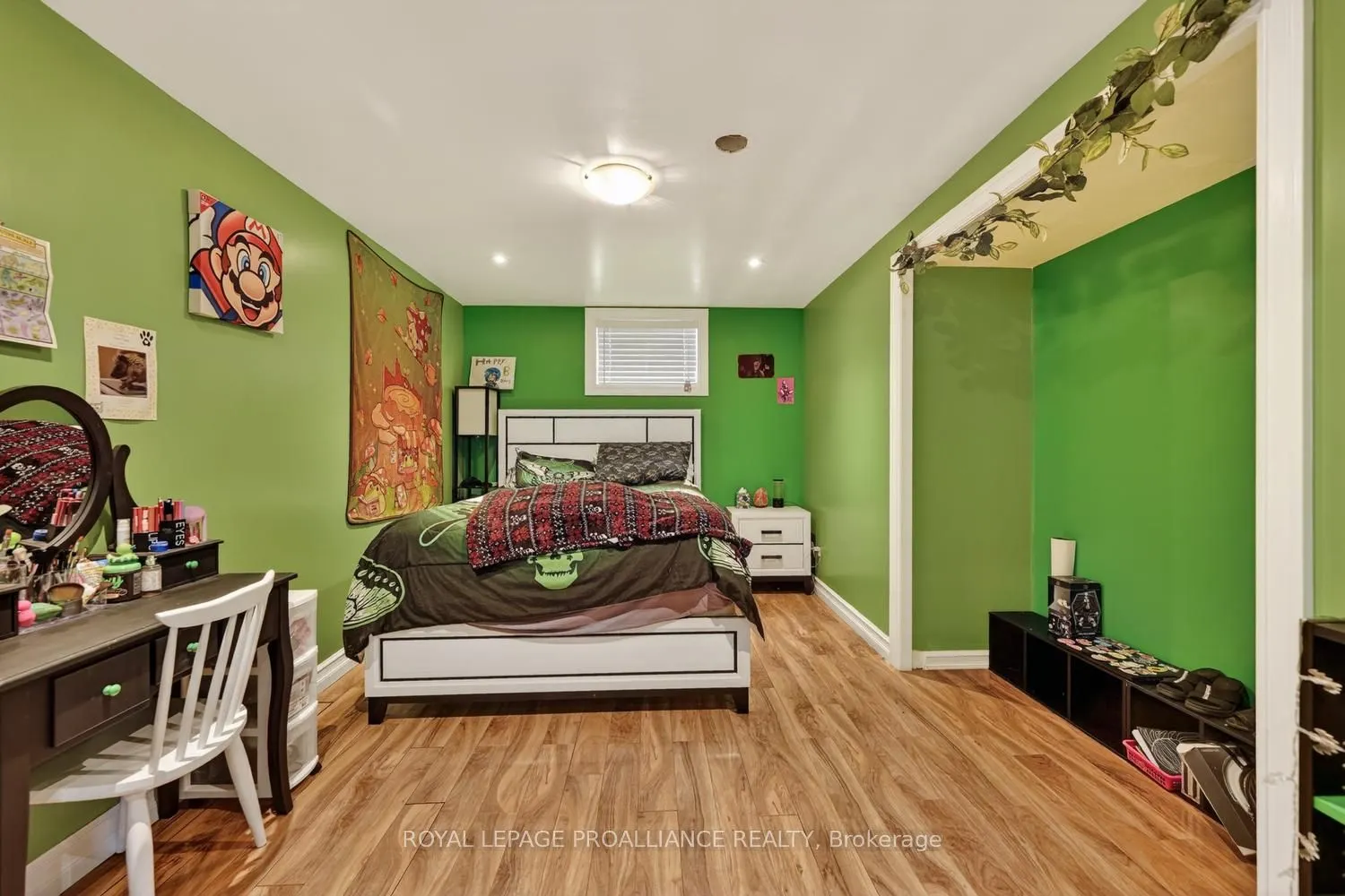 1014 Crestwood Drive
