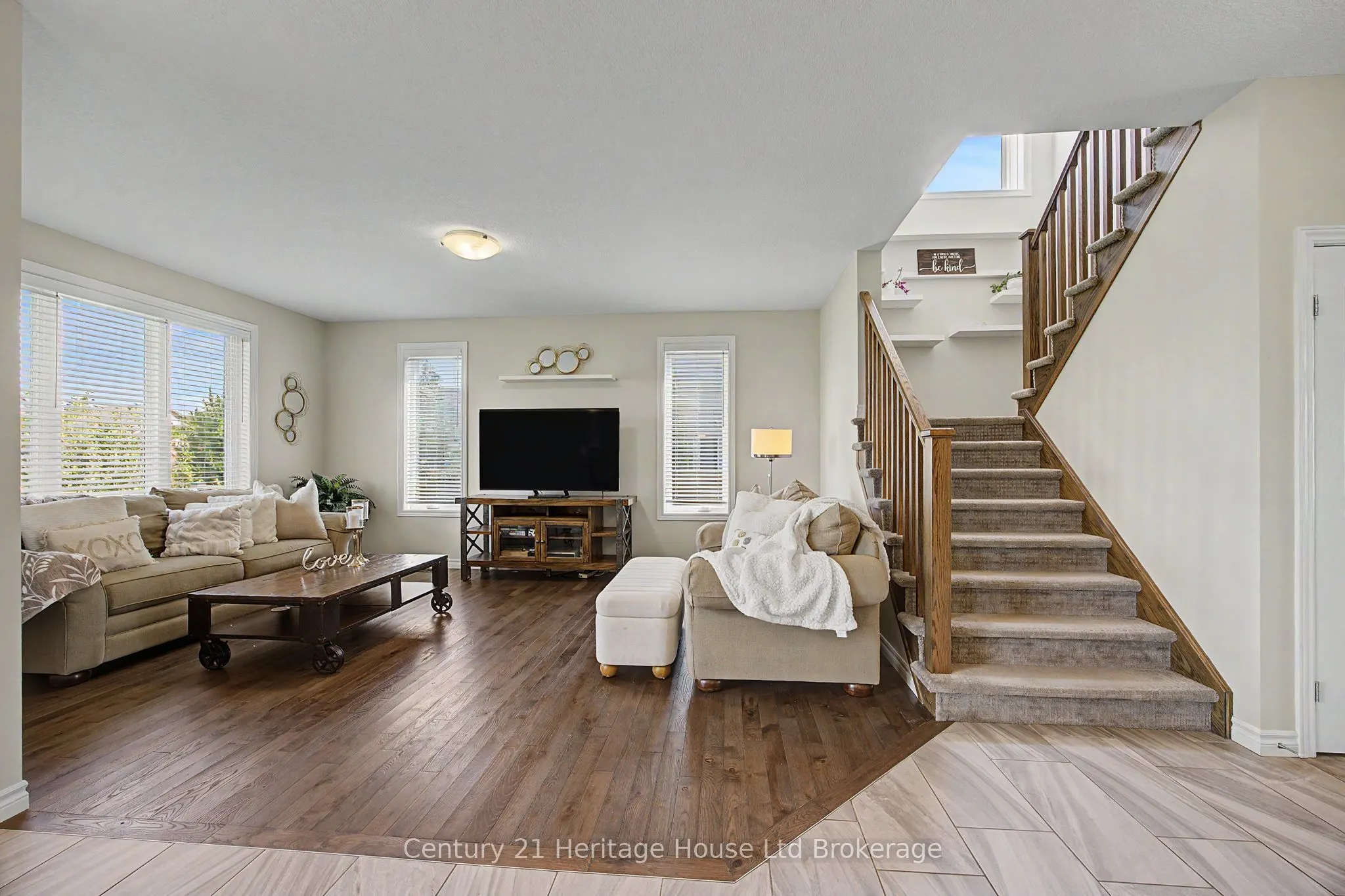 91 Boyd Boulevard