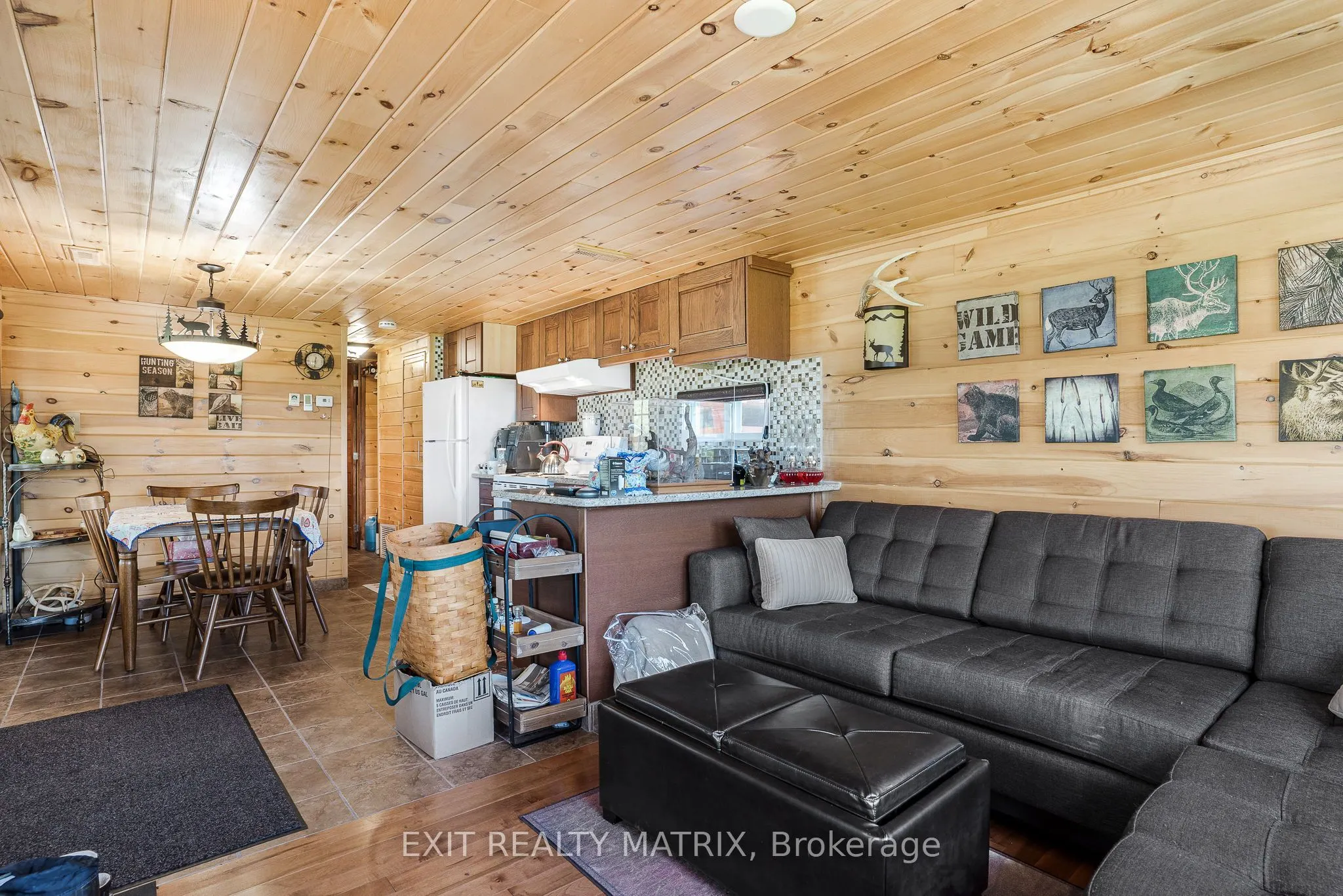 19209 KENYON CONCESSION 7 Road
