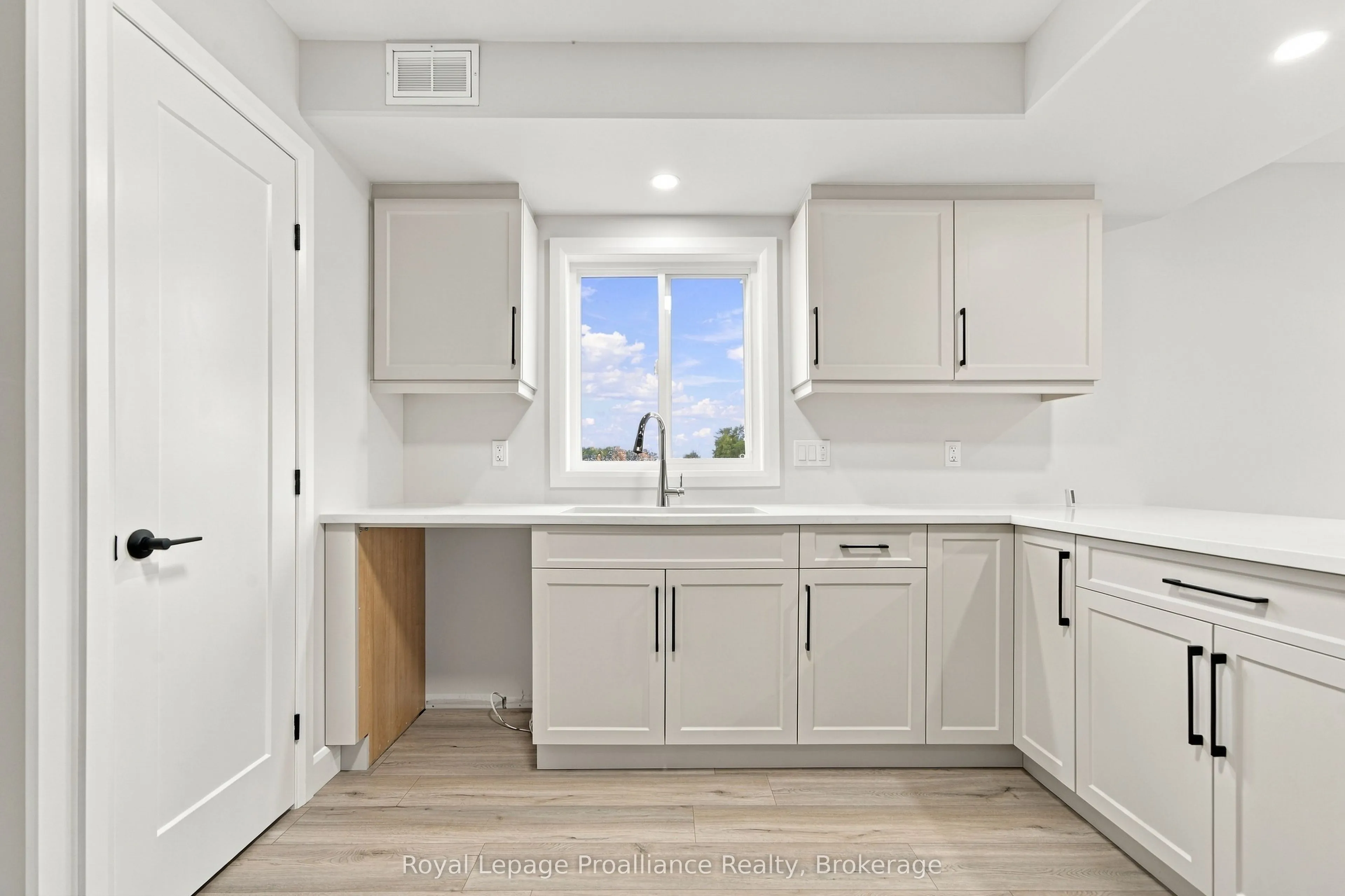 75 Cousins Crescent