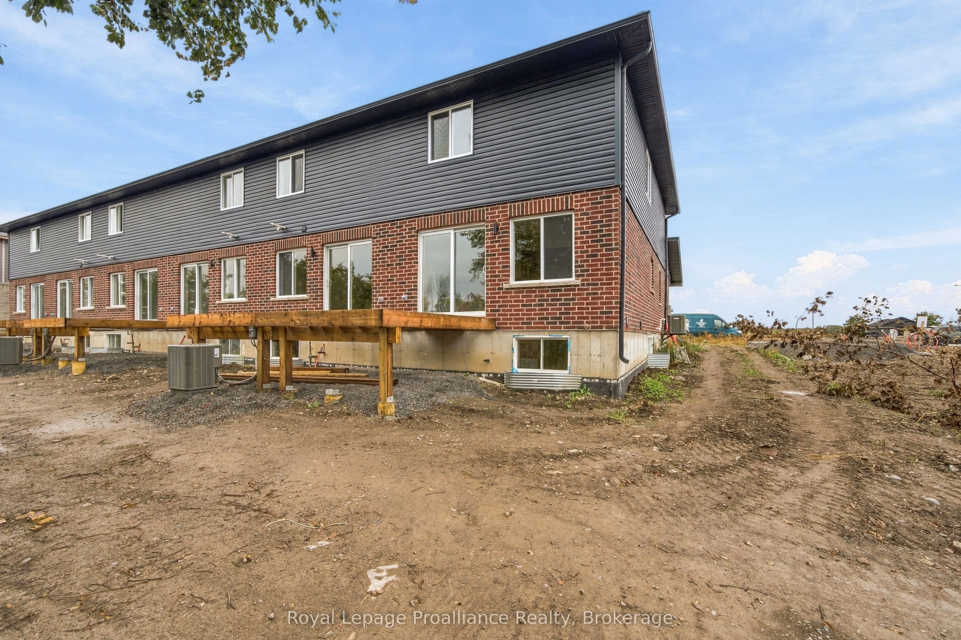 75 Cousins Crescent