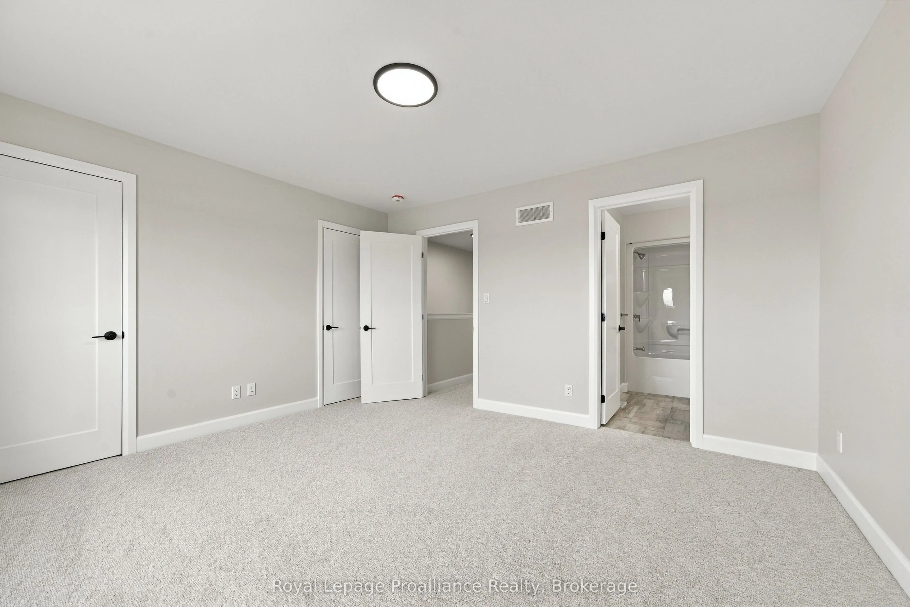 77 Cousins Crescent