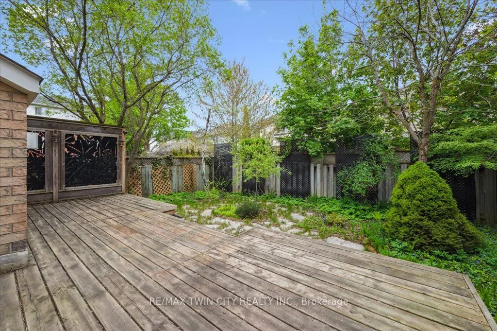 537 Havendale Place