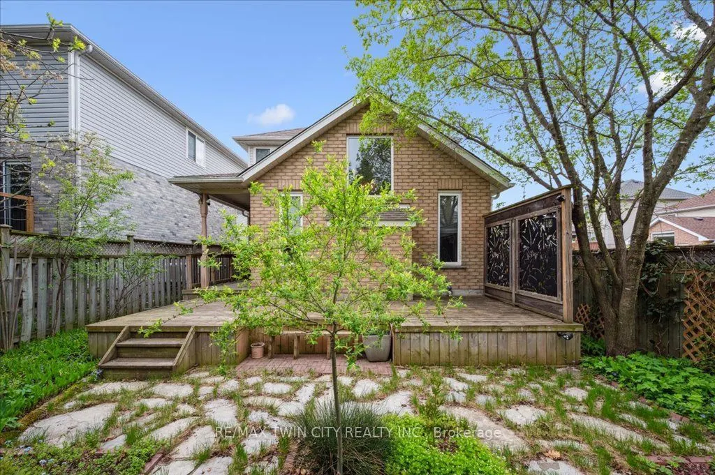 537 Havendale Place
