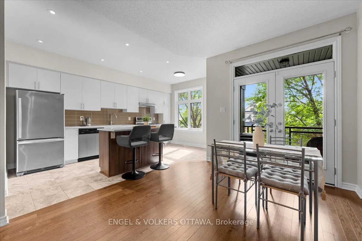 75 Blueheart Bay