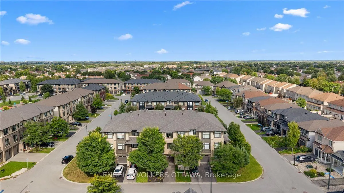 75 Blueheart Bay