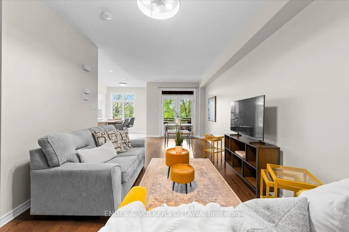 75 Blueheart Bay