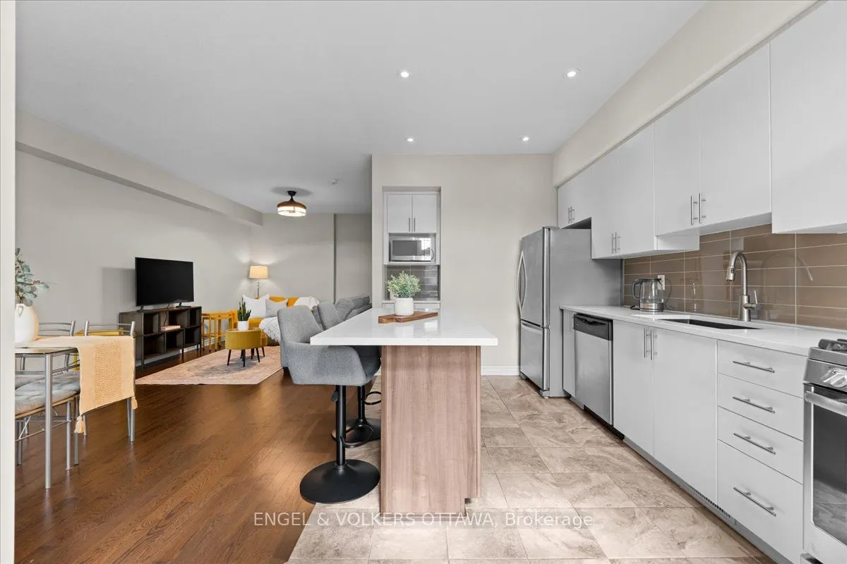 75 Blueheart Bay